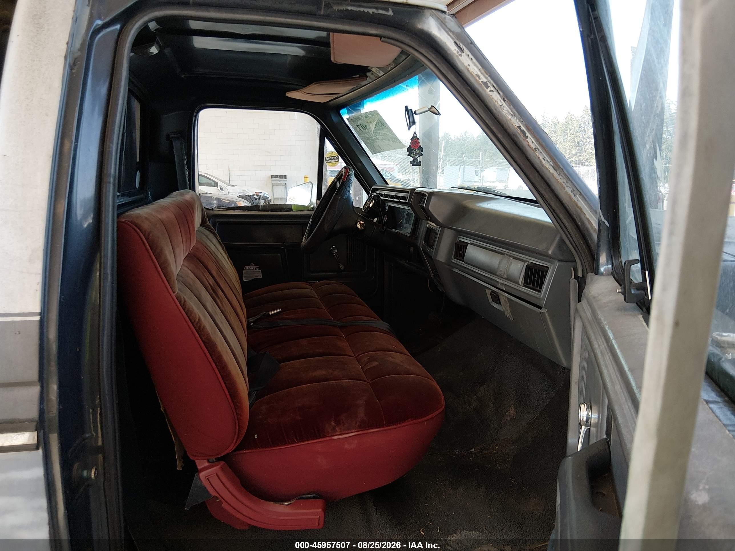 1985 Ford F250   Gray vin: 1FTEF25H1FPB27242