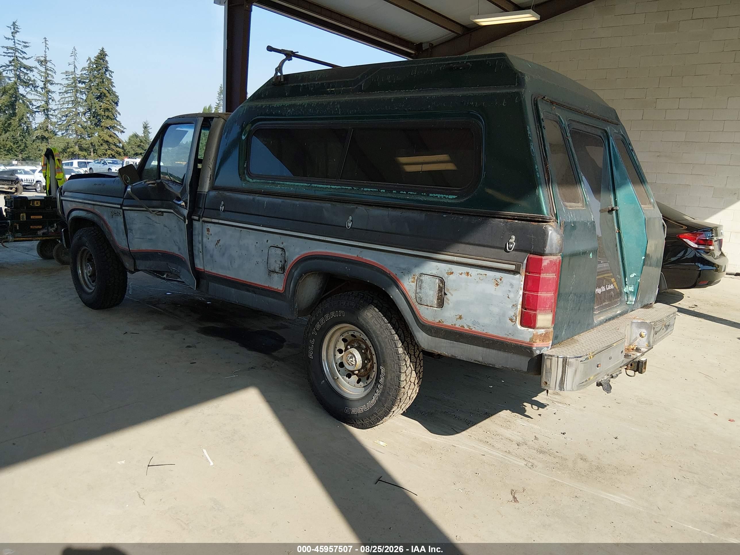 1985 Ford F250   Gray vin: 1FTEF25H1FPB27242