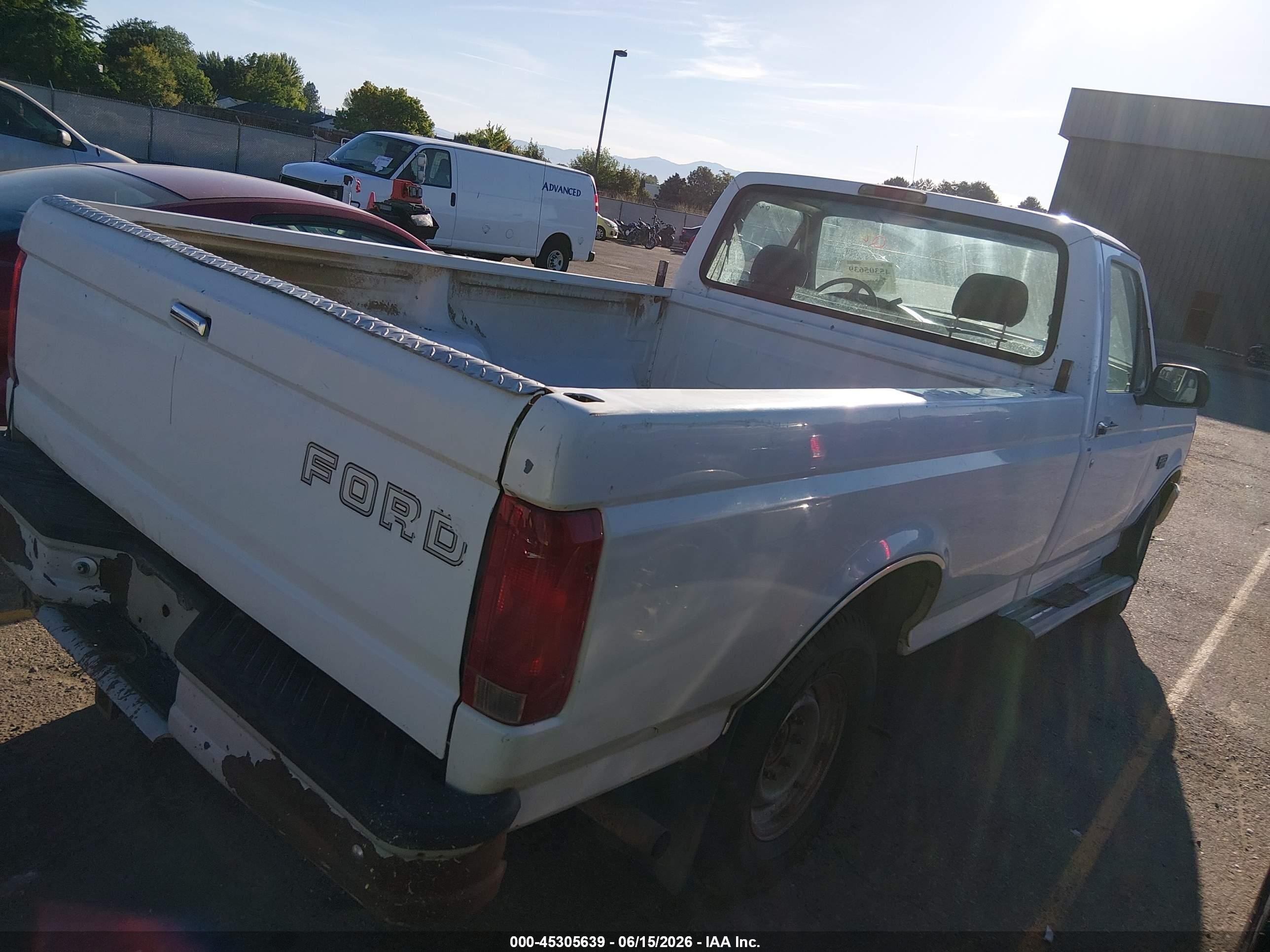 1995 Ford F250 White vin: 1FTEF25N1SLA13877