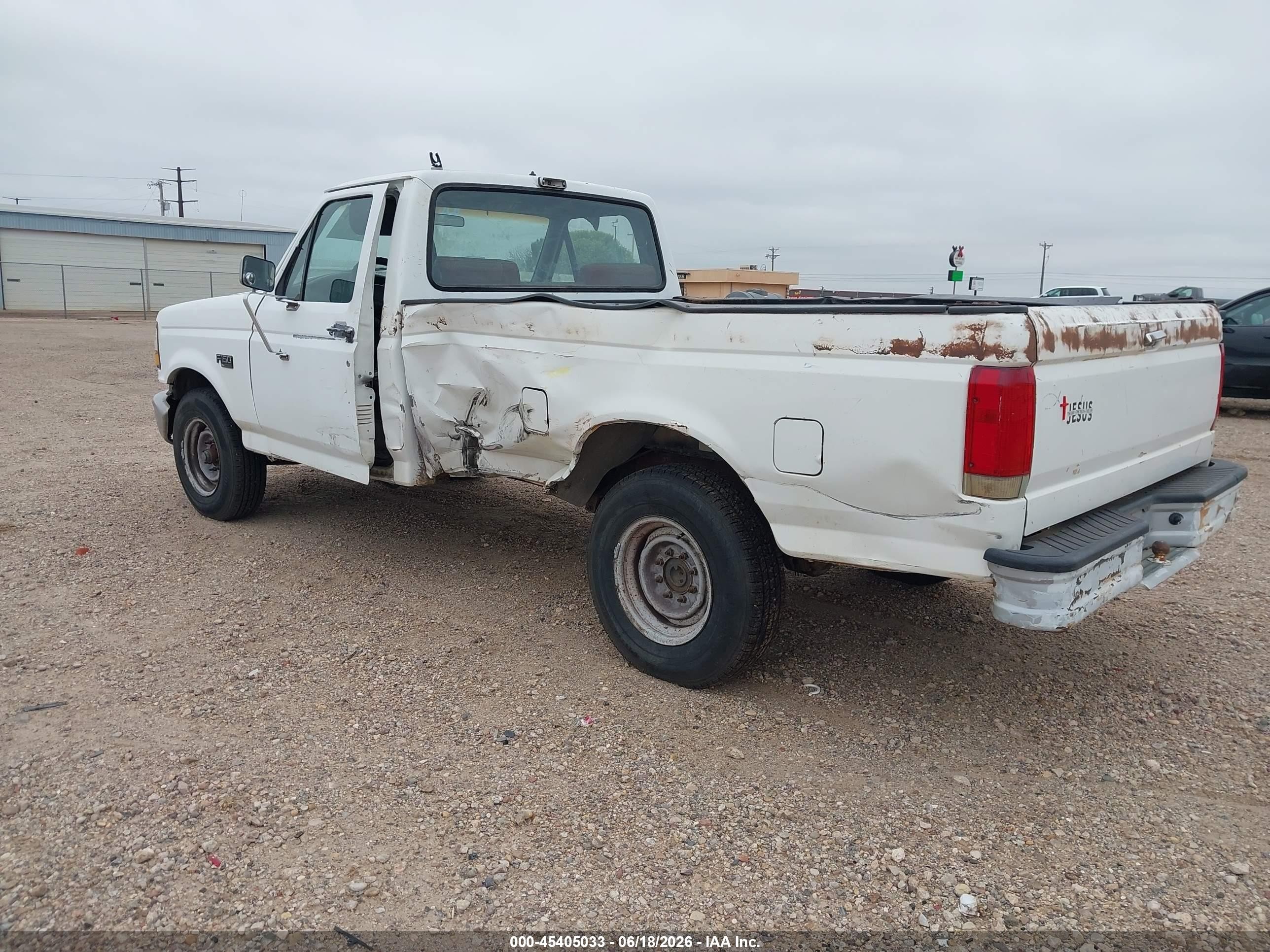1993 Ford F250   White vin: 1FTEF25N2PLA83489