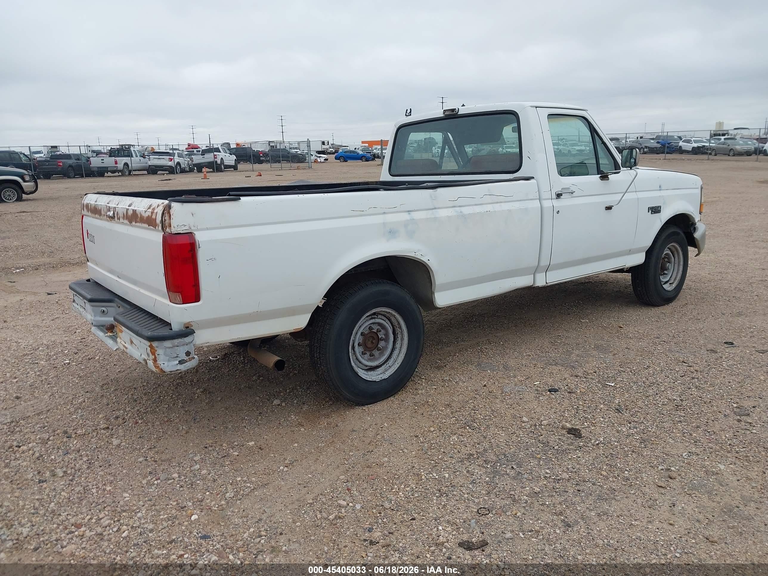 1993 Ford F250   White vin: 1FTEF25N2PLA83489