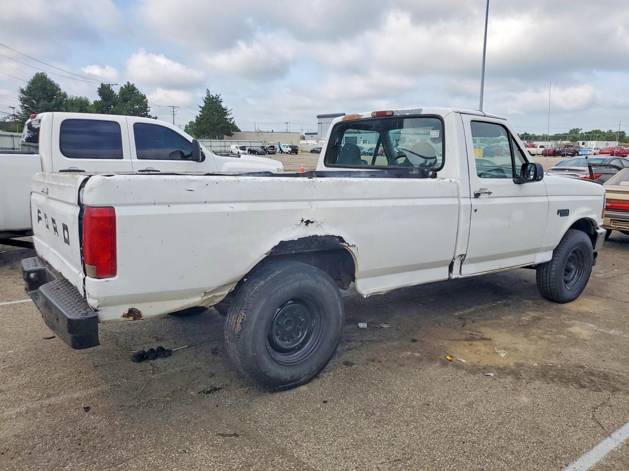1994 Ford F250 White vin: 1FTEF25Y9RLA70574
