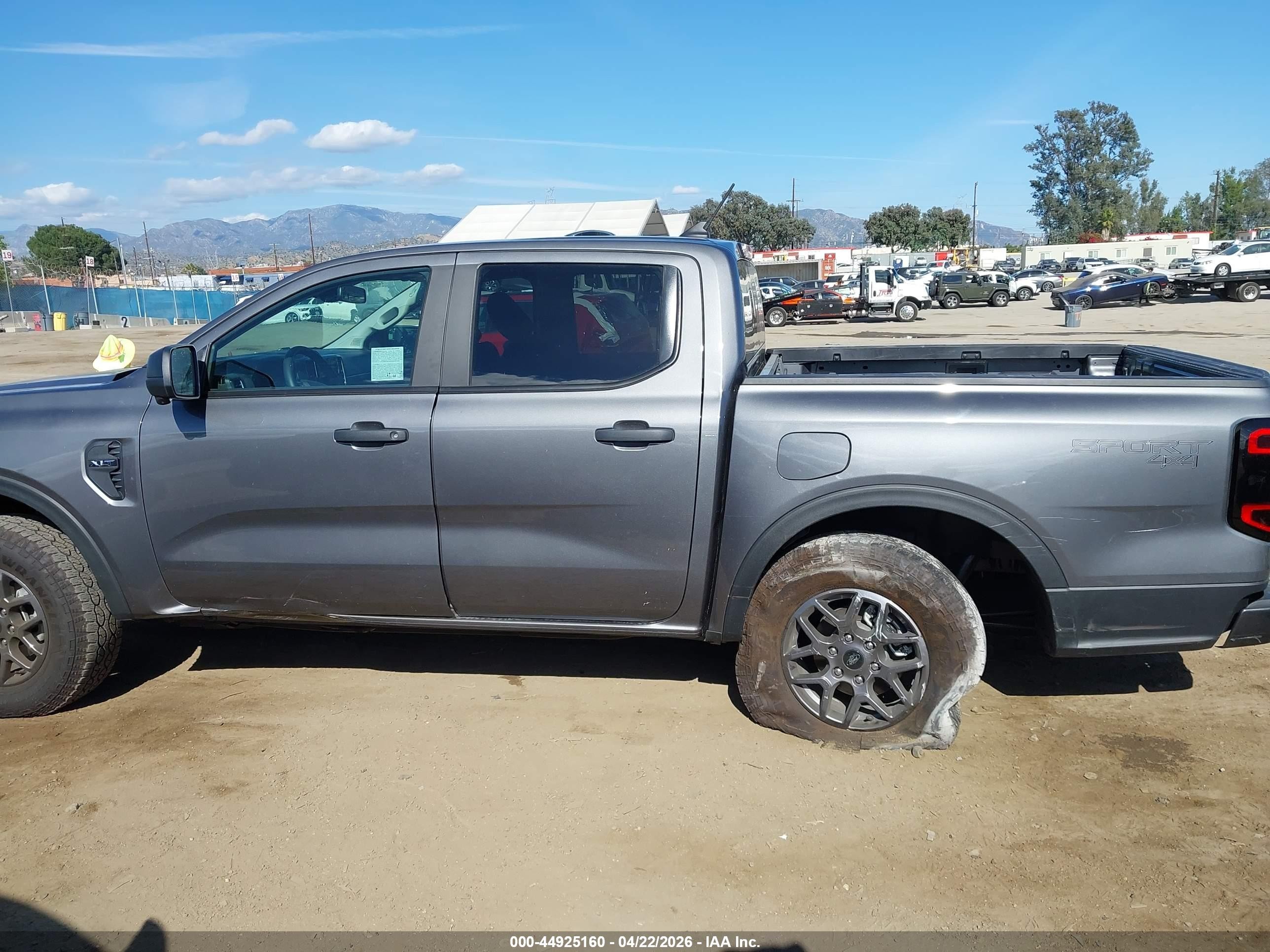 2025 Ford Ranger Xlt Gray vin: 1FTER4HH4SLE59398