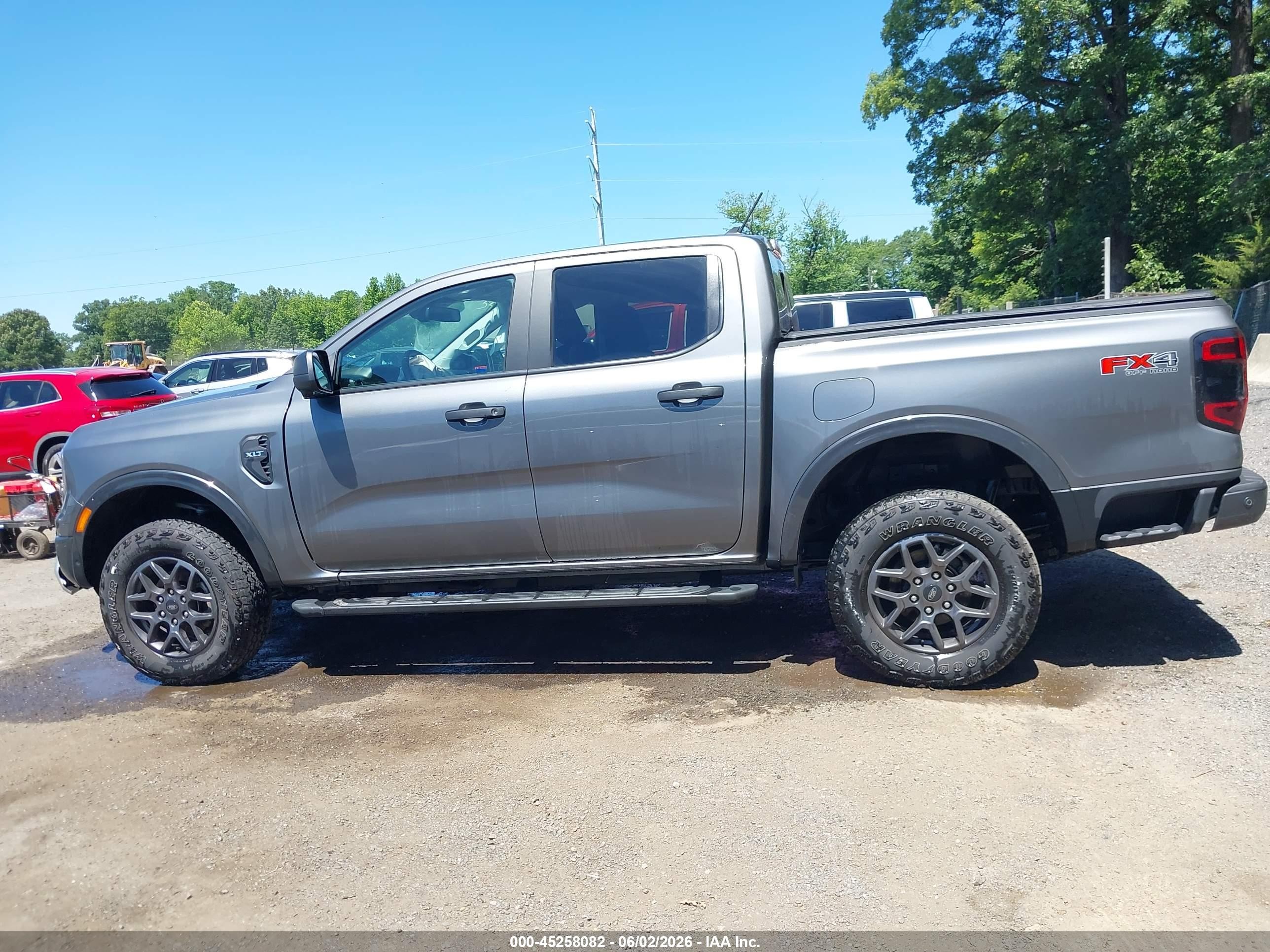 2024 Ford Ranger Xlt Gray vin: 1FTER4HP5RLE49660