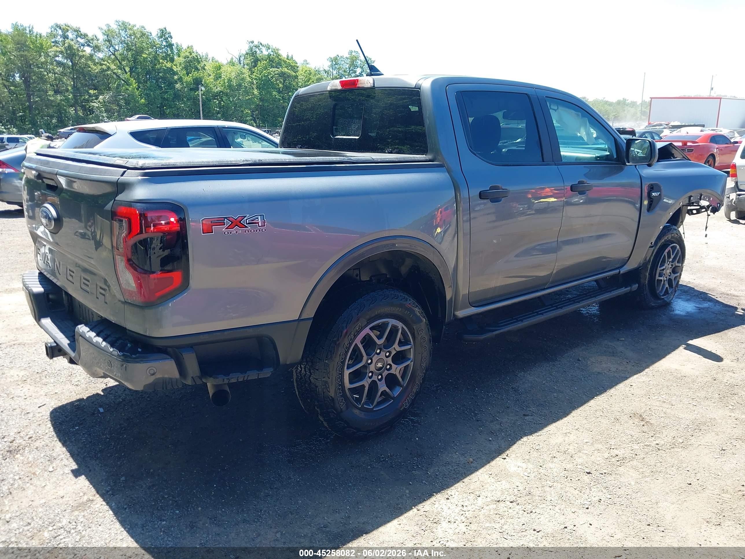 2024 Ford Ranger Xlt Gray vin: 1FTER4HP5RLE49660