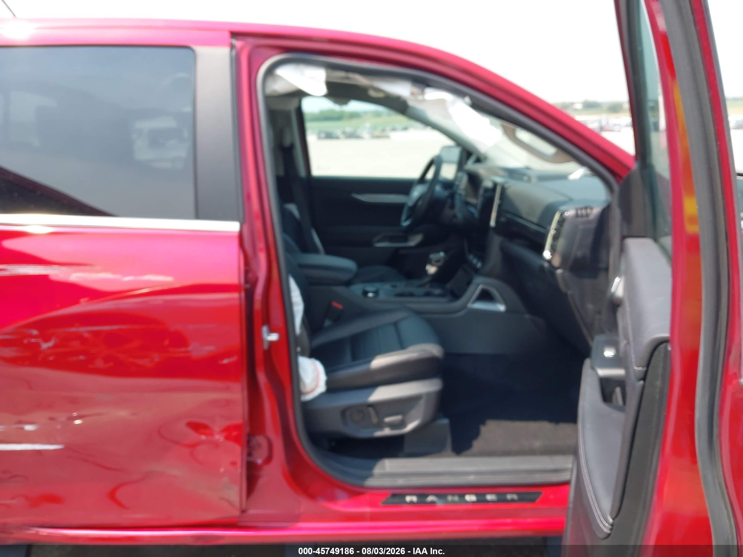 2025 Ford Ranger Lariat Red vin: 1FTER4KH1SLE40946