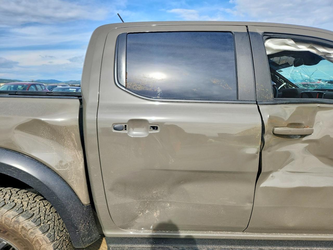 2026 Ford Ranger Raptor Gray vin: 1FTER4LR2TLE10251