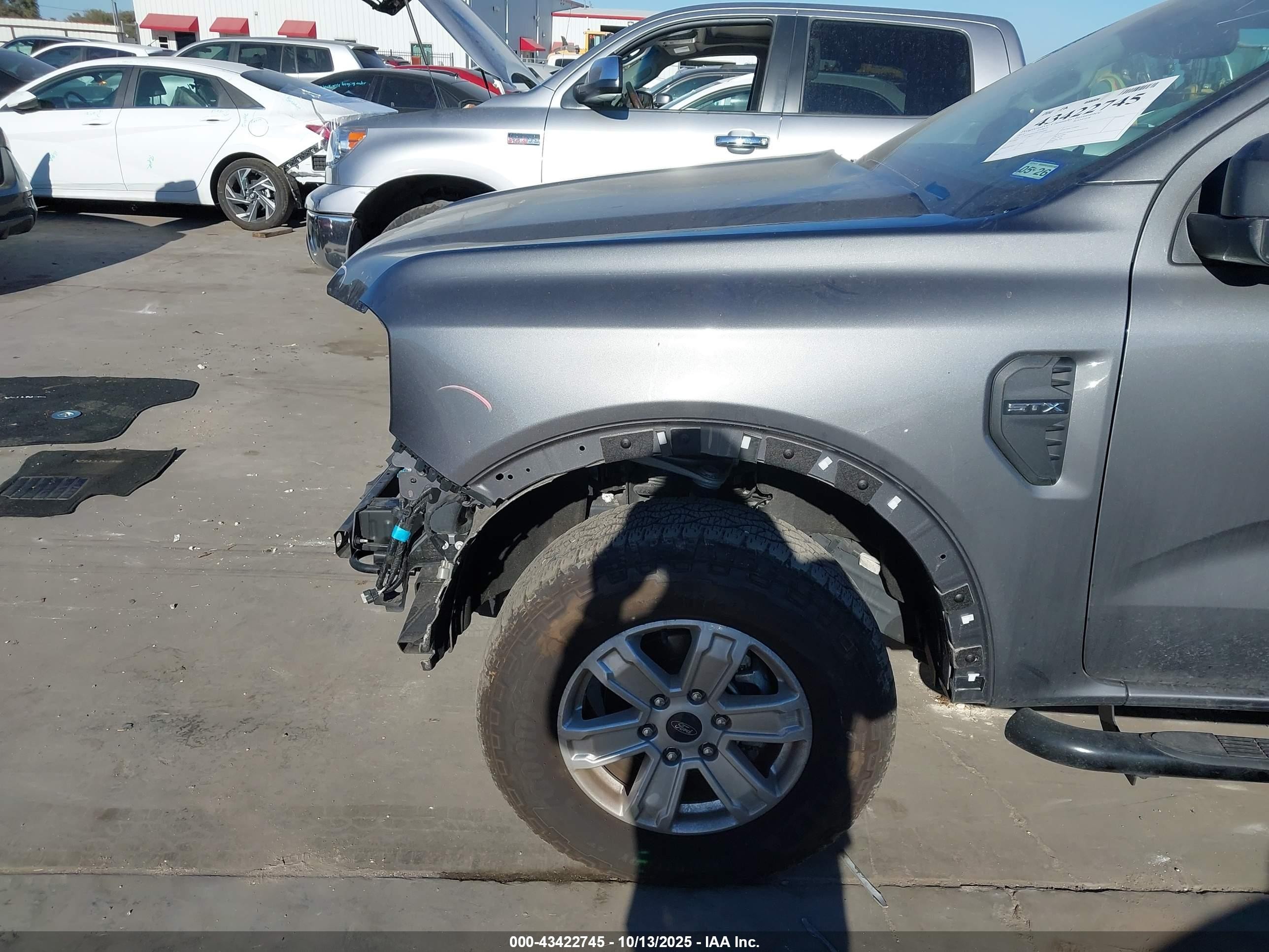 2024 Ford Ranger Xl Gray vin: 1FTER4PH2RLE00894