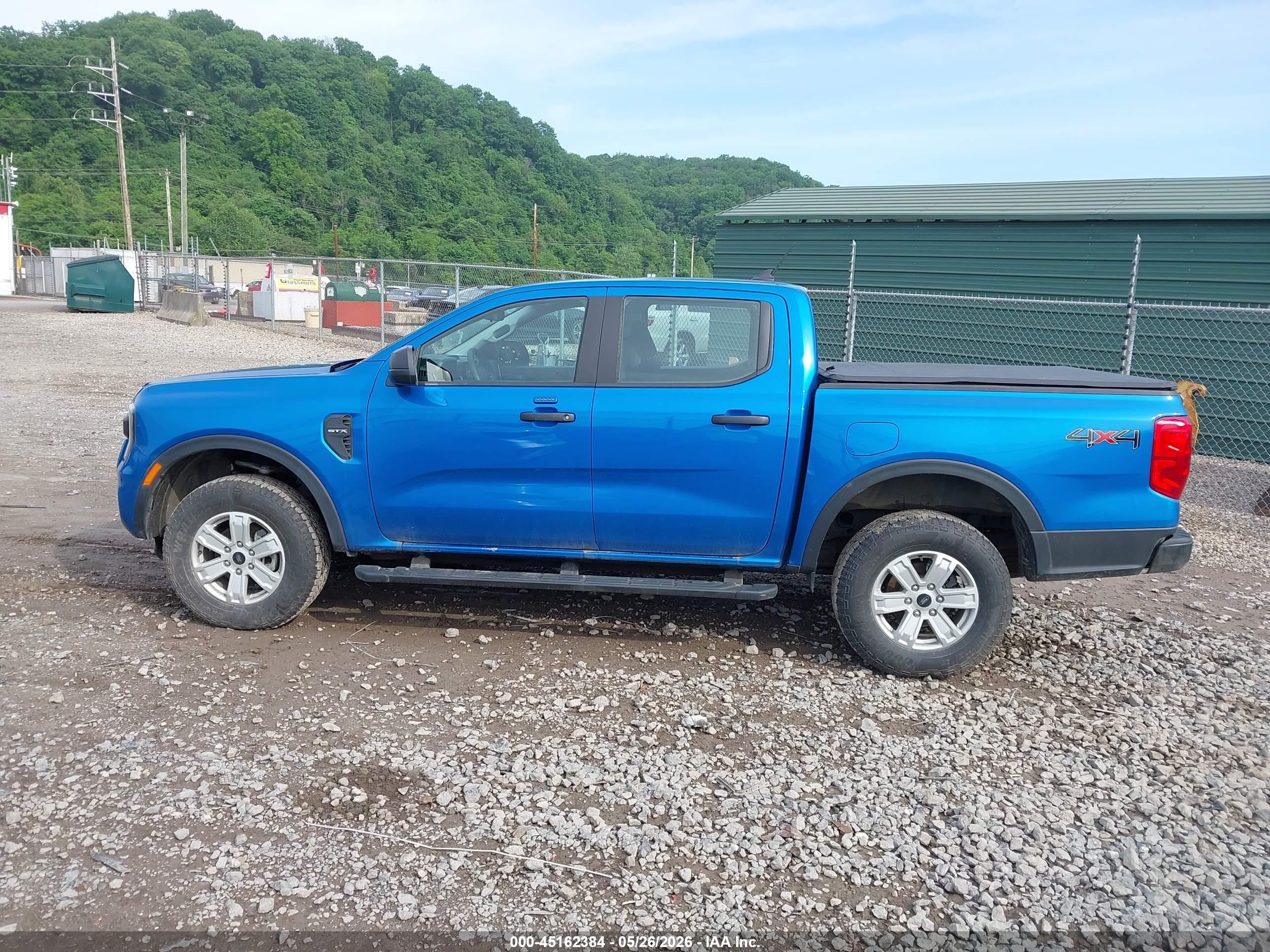 2024 Ford Ranger Xl Blue vin: 1FTER4PHXRLE00545