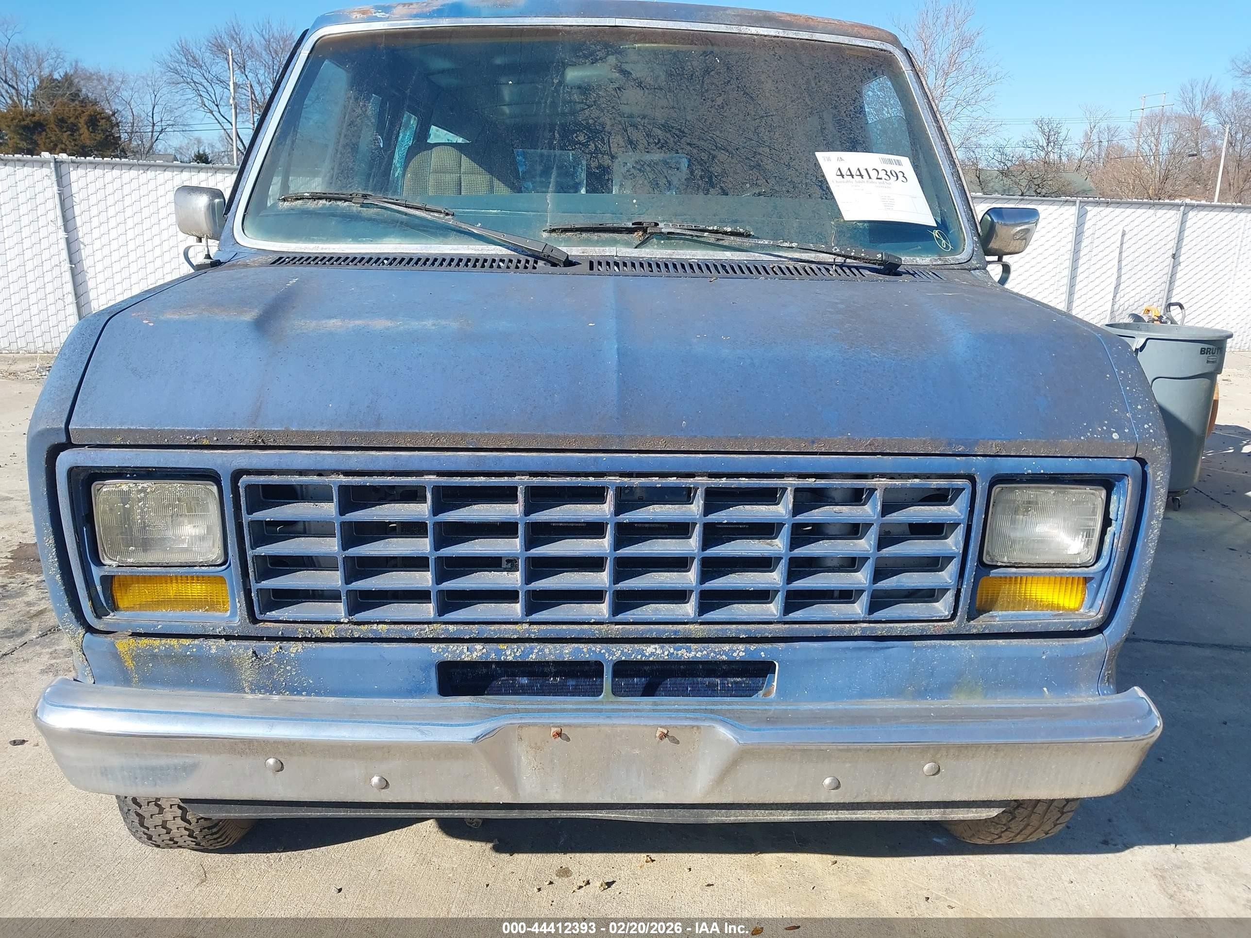 1987 Ford Econoline E150 Super Duty Van Blue vin: 1FTES15Y2HHB93348