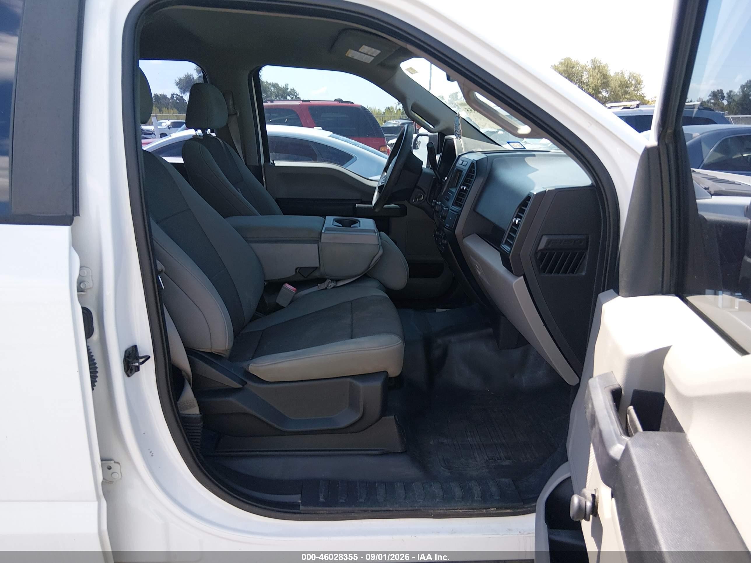 2018 Ford F-150 Xl White vin: 1FTEW1C52JFC00586