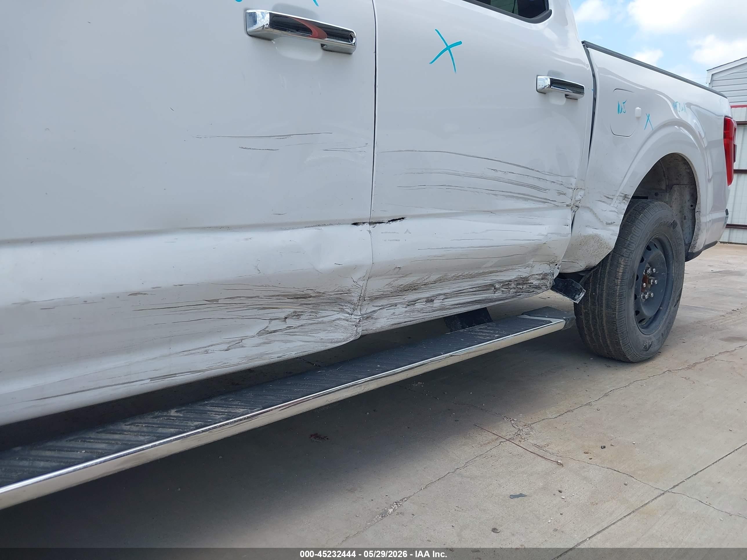 2022 Ford F-150 Xlt Белый vin: 1FTEW1C58NKE19016