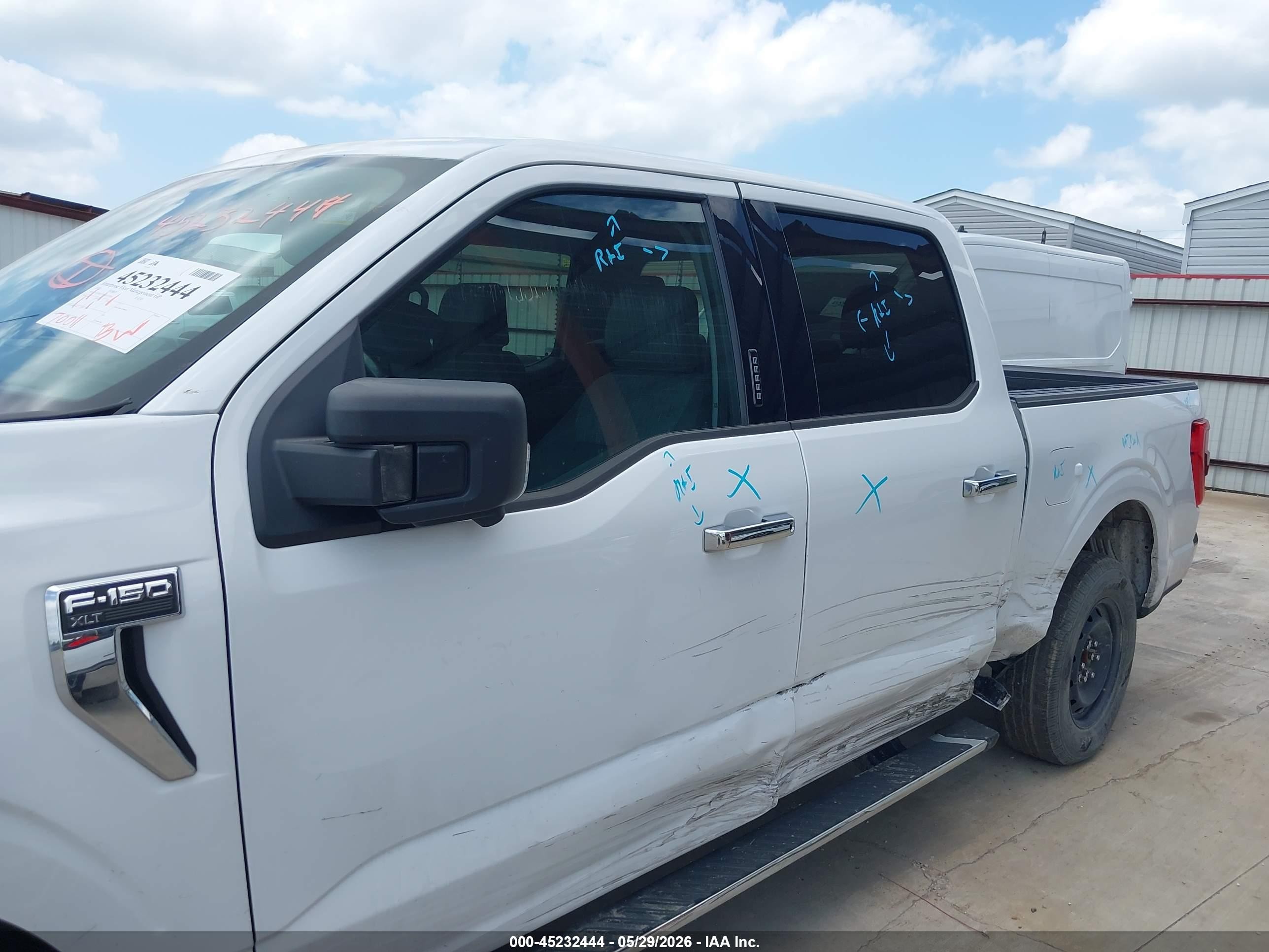 2022 Ford F-150 Xlt Белый vin: 1FTEW1C58NKE19016
