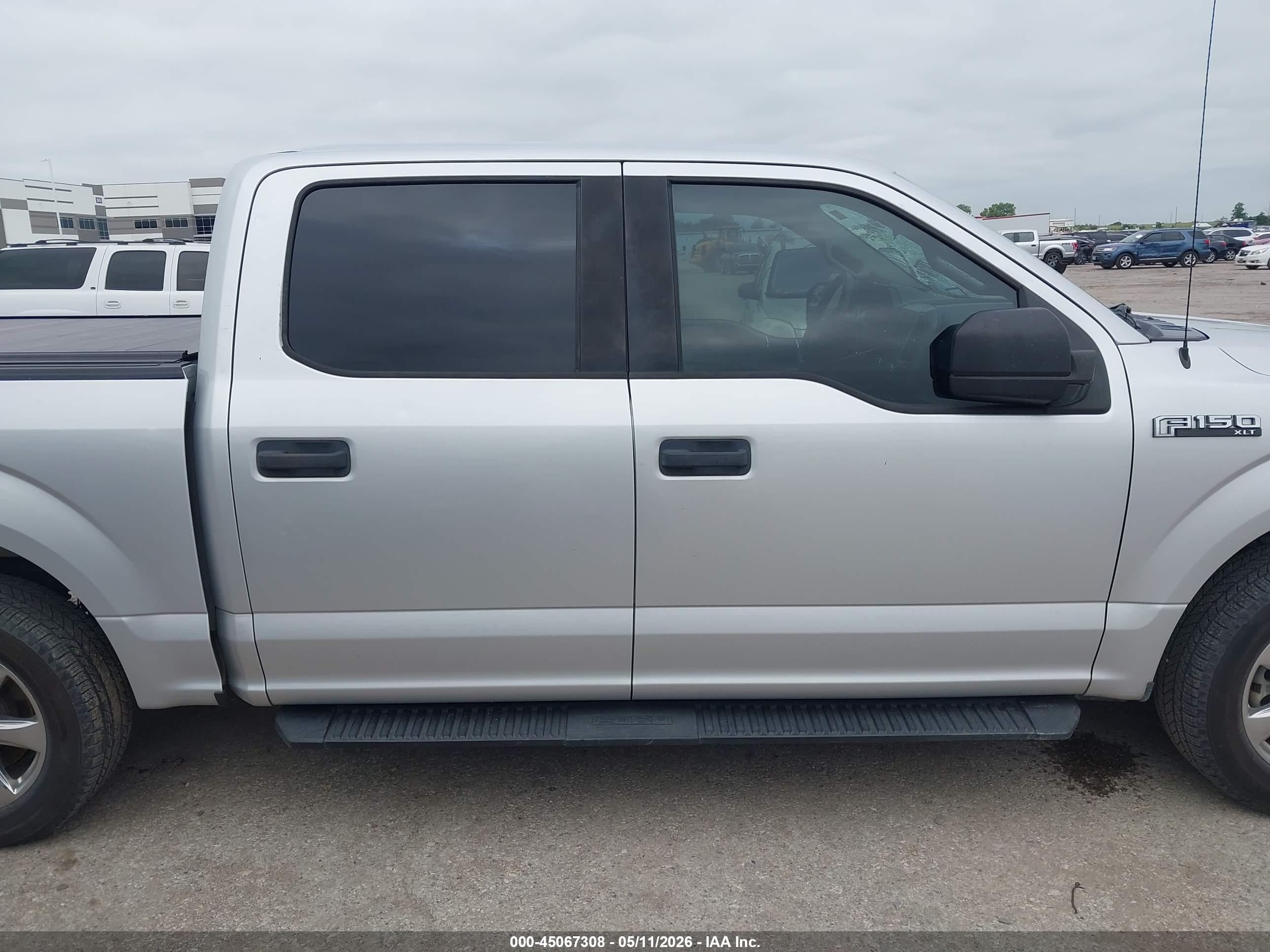 2017 Ford F-150 Xlt Silver vin: 1FTEW1C80HKD17224
