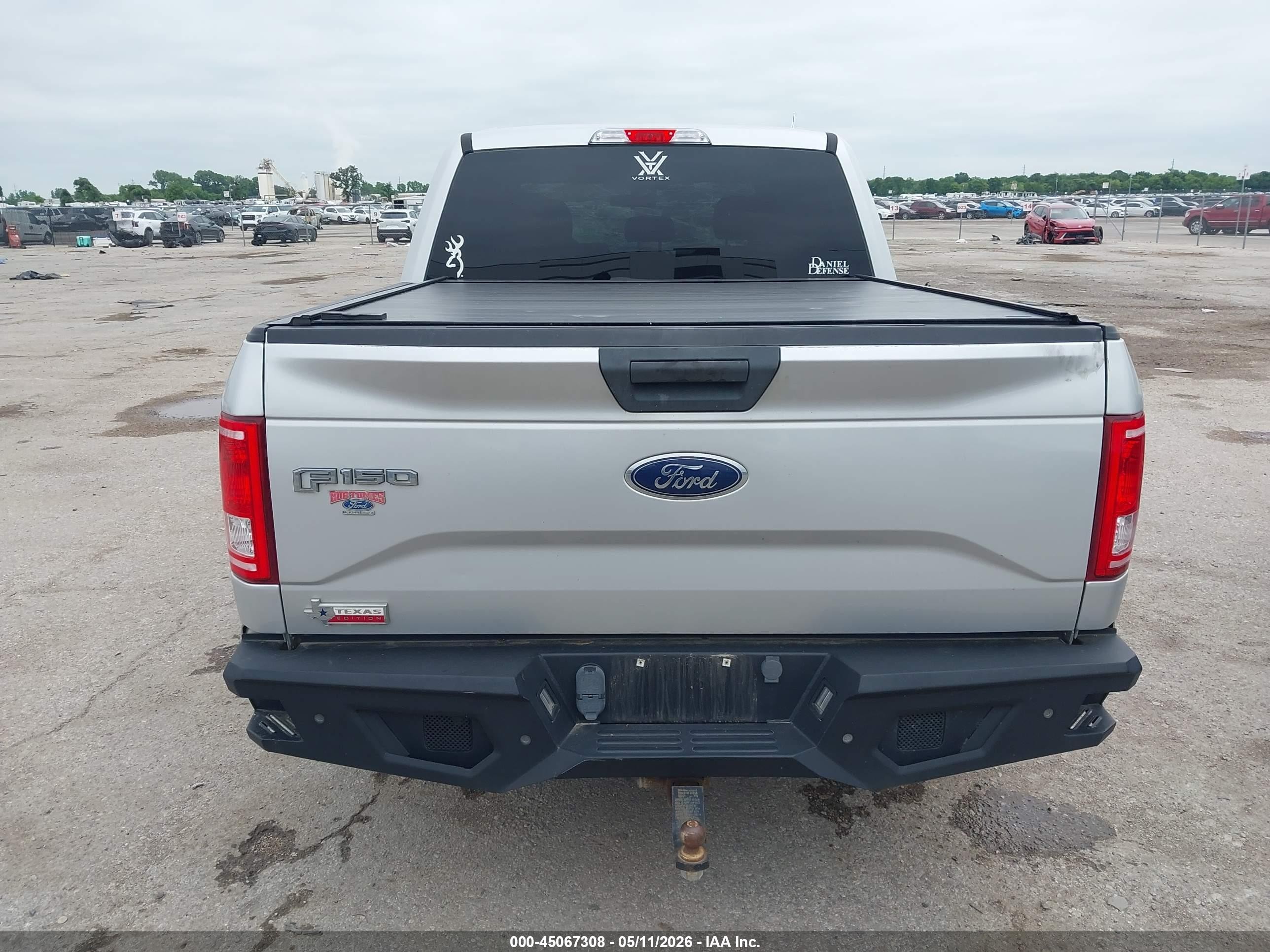 2017 Ford F-150 Xlt Silver vin: 1FTEW1C80HKD17224