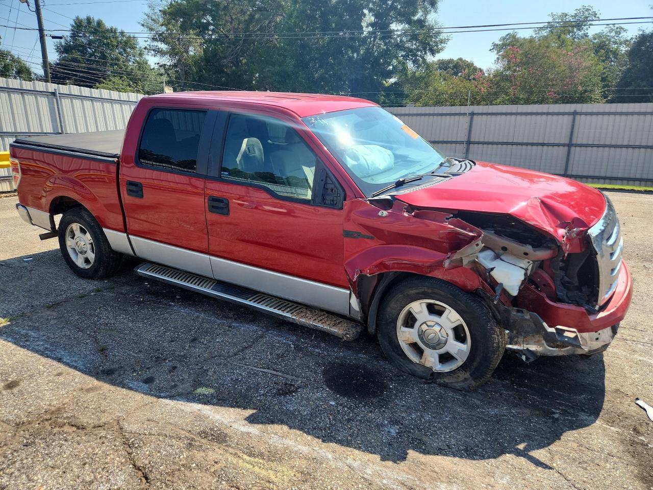 2010 Ford F150 Supercrew Red vin: 1FTEW1C81AFC44511