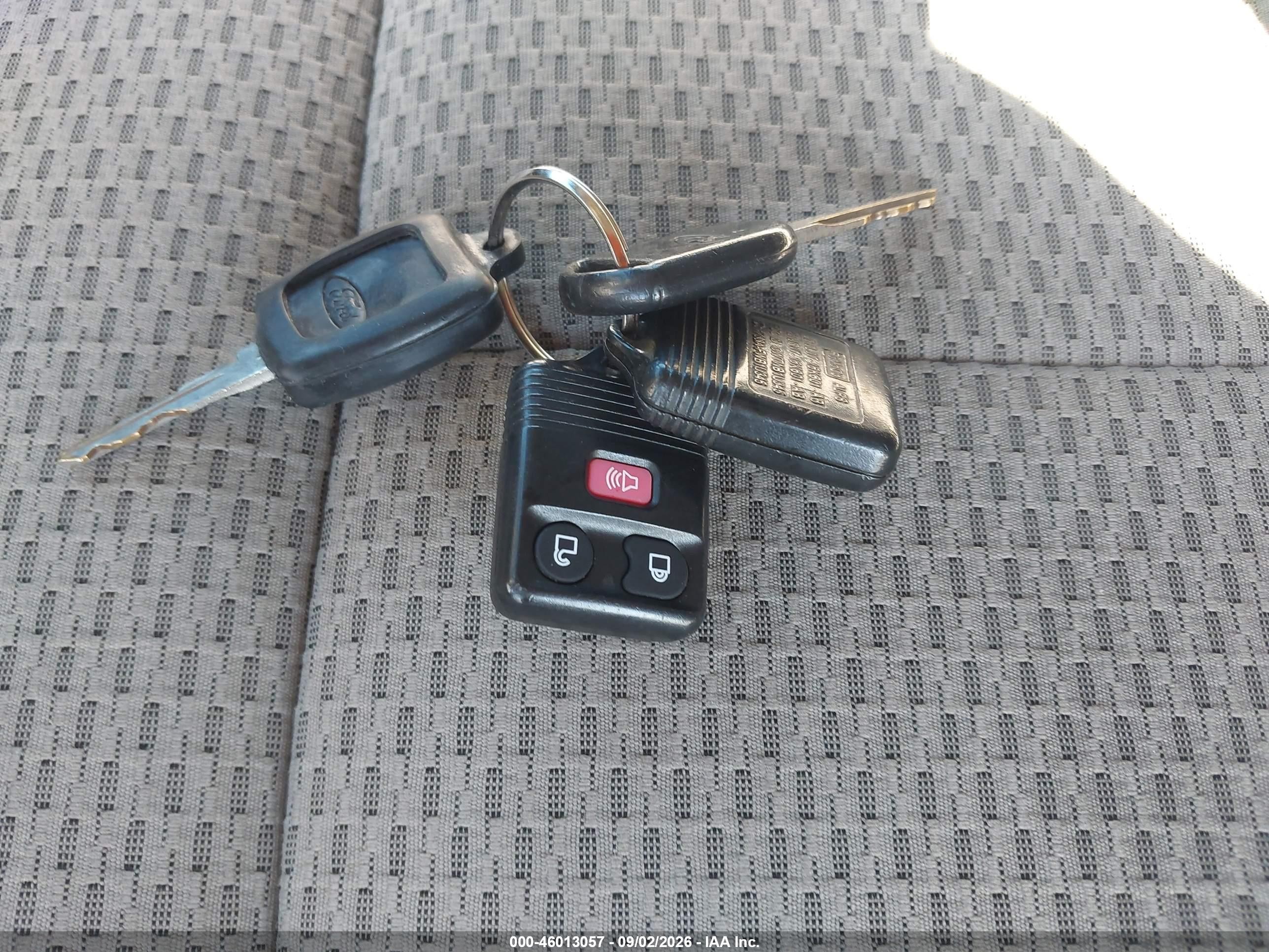2010 Ford F-150   Черный vin: 1FTEW1C81AFD73557