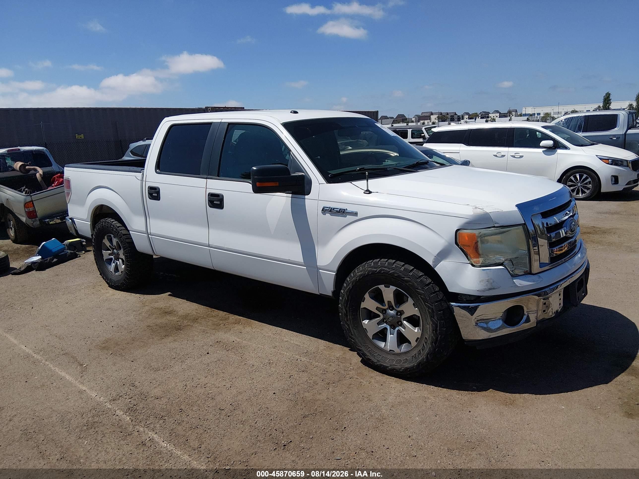 2010 Ford F-150 Xlt White vin: 1FTEW1C82AFC52309