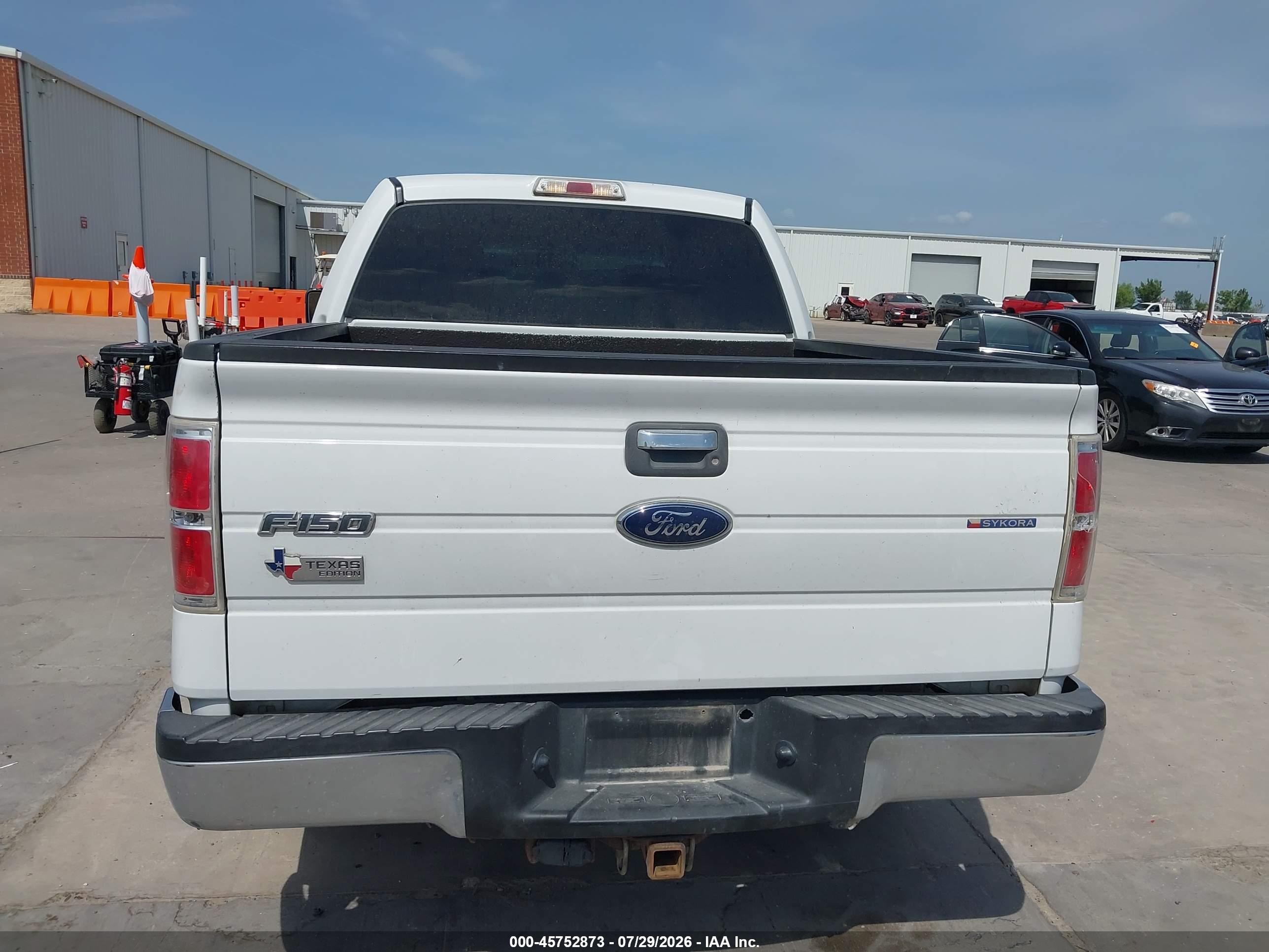 2010 Ford F-150 Fx2 Sport/xl/xlt White vin: 1FTEW1C82AFC65691