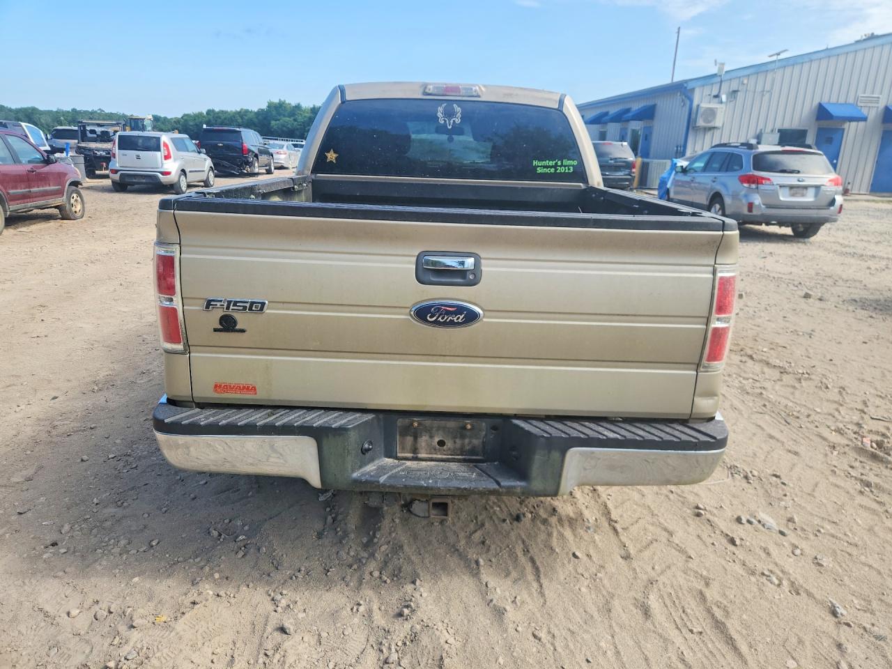 2010 Ford F150 Supercrew Gold vin: 1FTEW1C82AKA27587