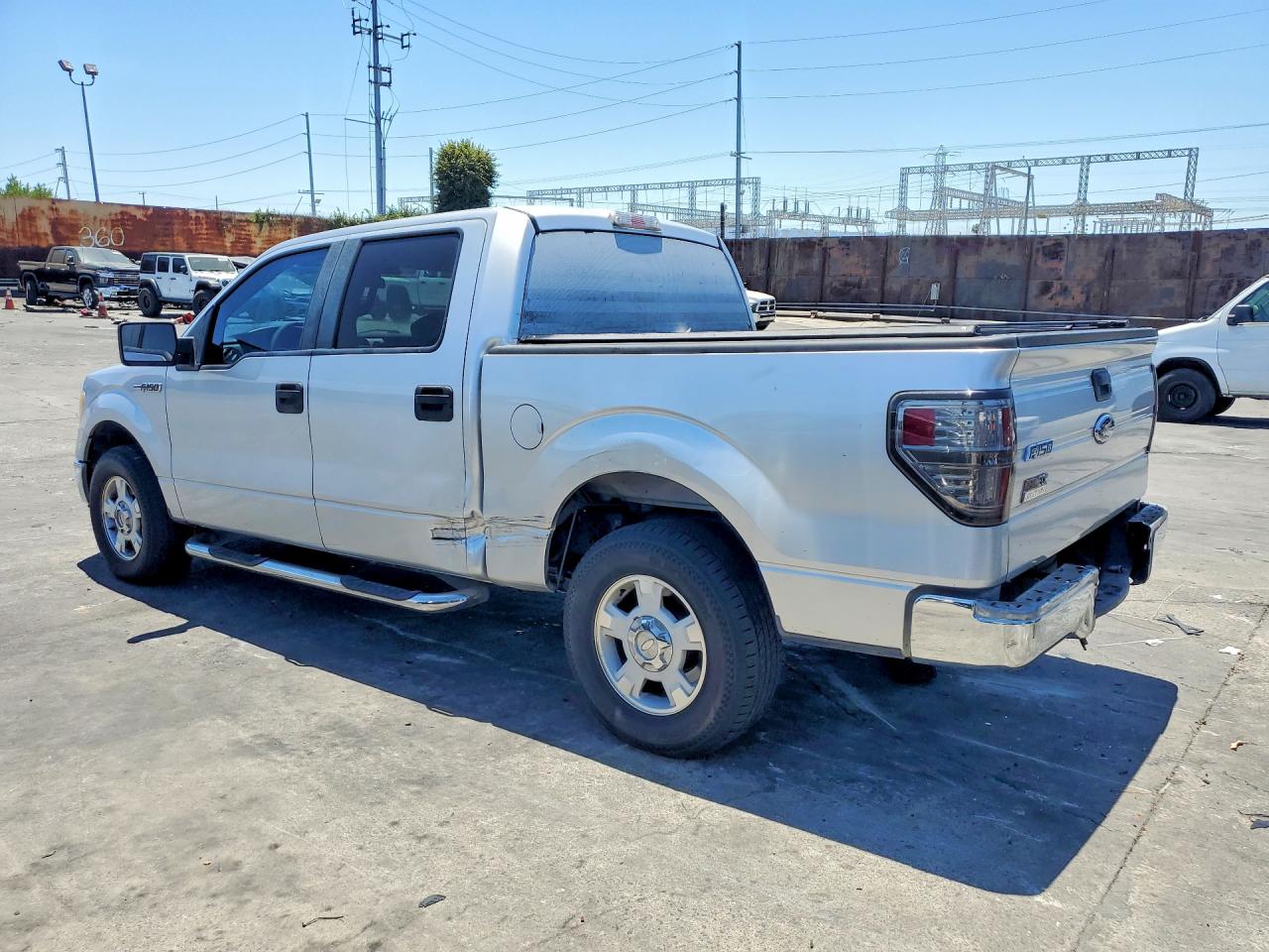 2010 Ford F150 Supercrew Silver vin: 1FTEW1C83AFC36183