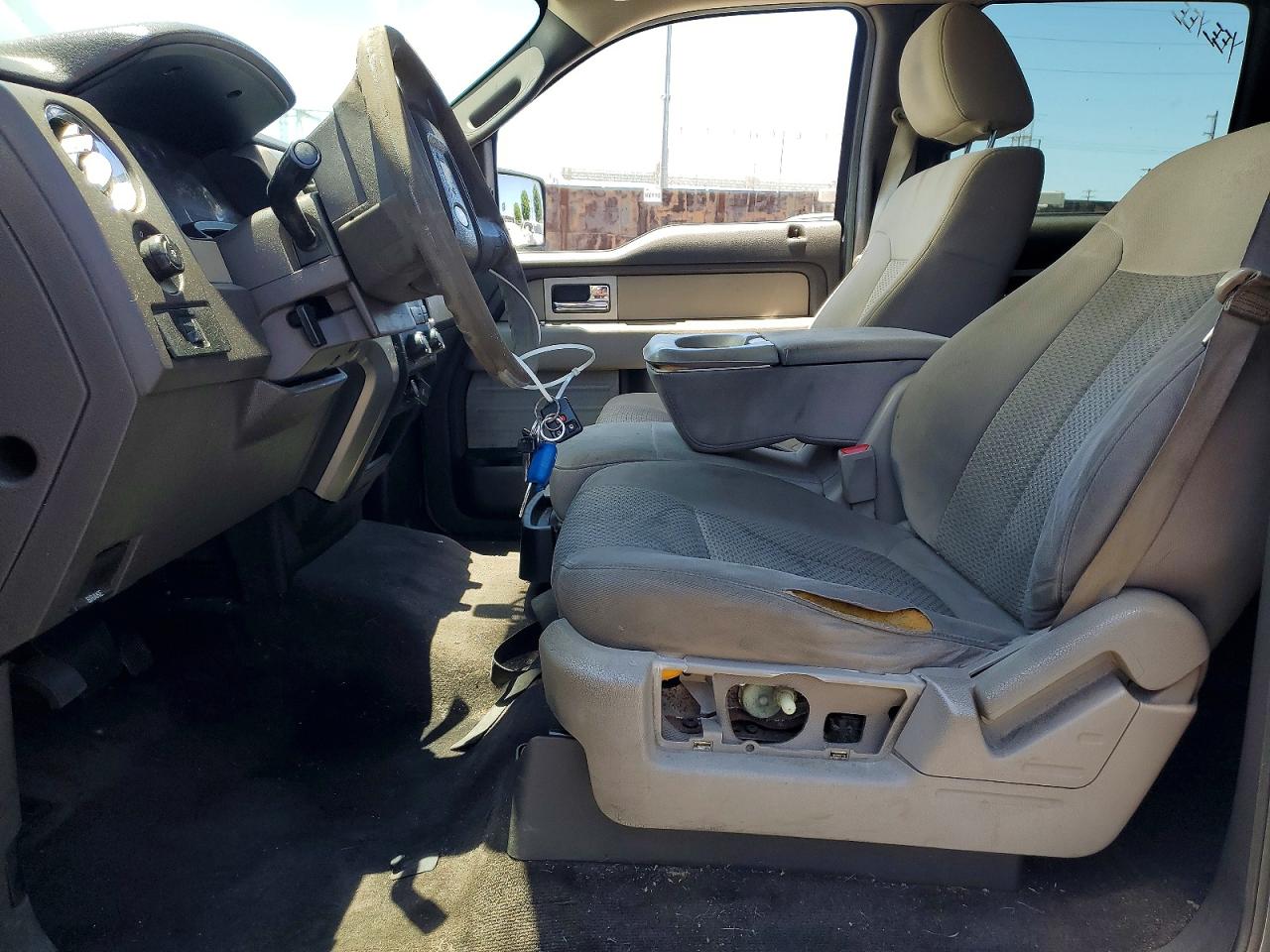 2010 Ford F150 Supercrew Silver vin: 1FTEW1C83AFC36183