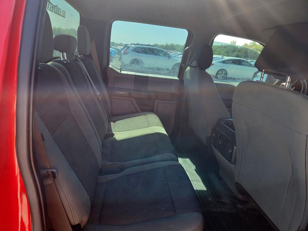 2015 Ford F150 Supercrew Red vin: 1FTEW1C83FKD76345