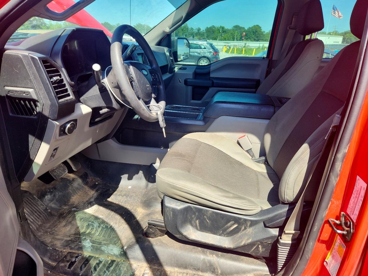 2015 Ford F150 Supercrew Red vin: 1FTEW1C83FKD76345