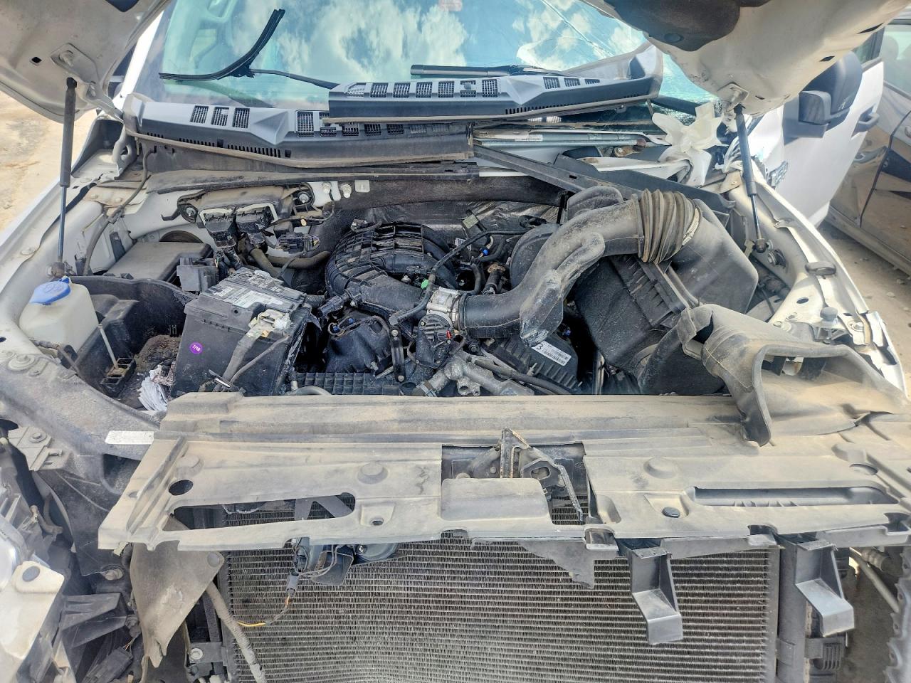 2015 Ford F150 Supercrew Белый vin: 1FTEW1C83FKF08455
