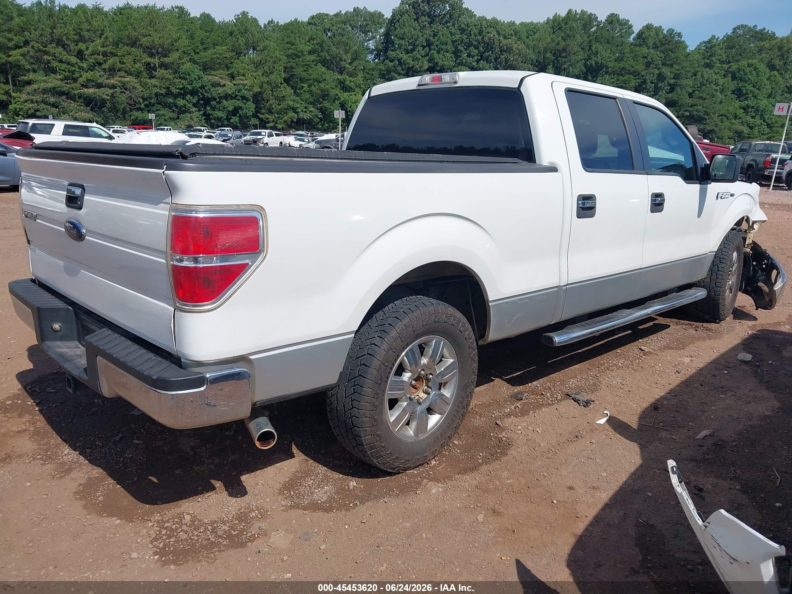 2010 Ford F-150 Xlt White vin: 1FTEW1C84AFC87918