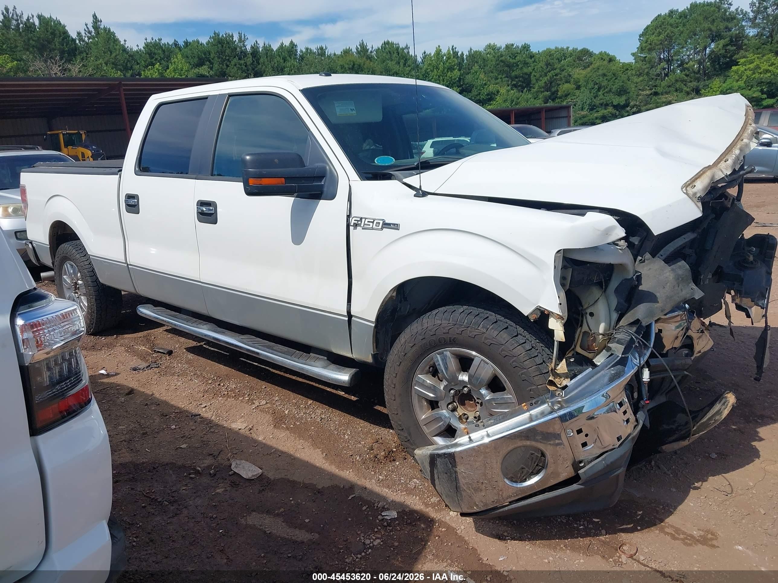 2010 Ford F-150 Xlt White vin: 1FTEW1C84AFC87918
