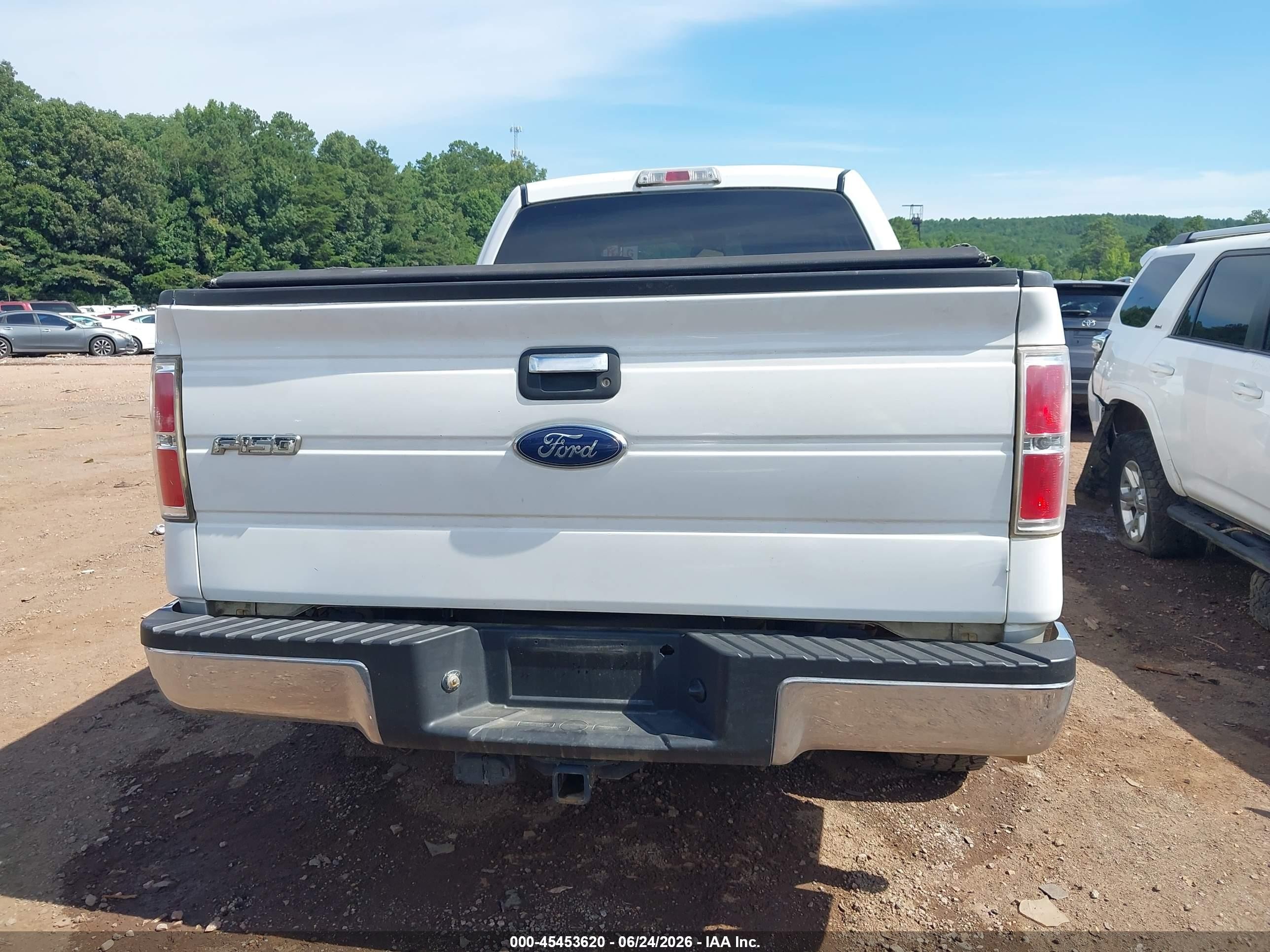2010 Ford F-150 Xlt White vin: 1FTEW1C84AFC87918