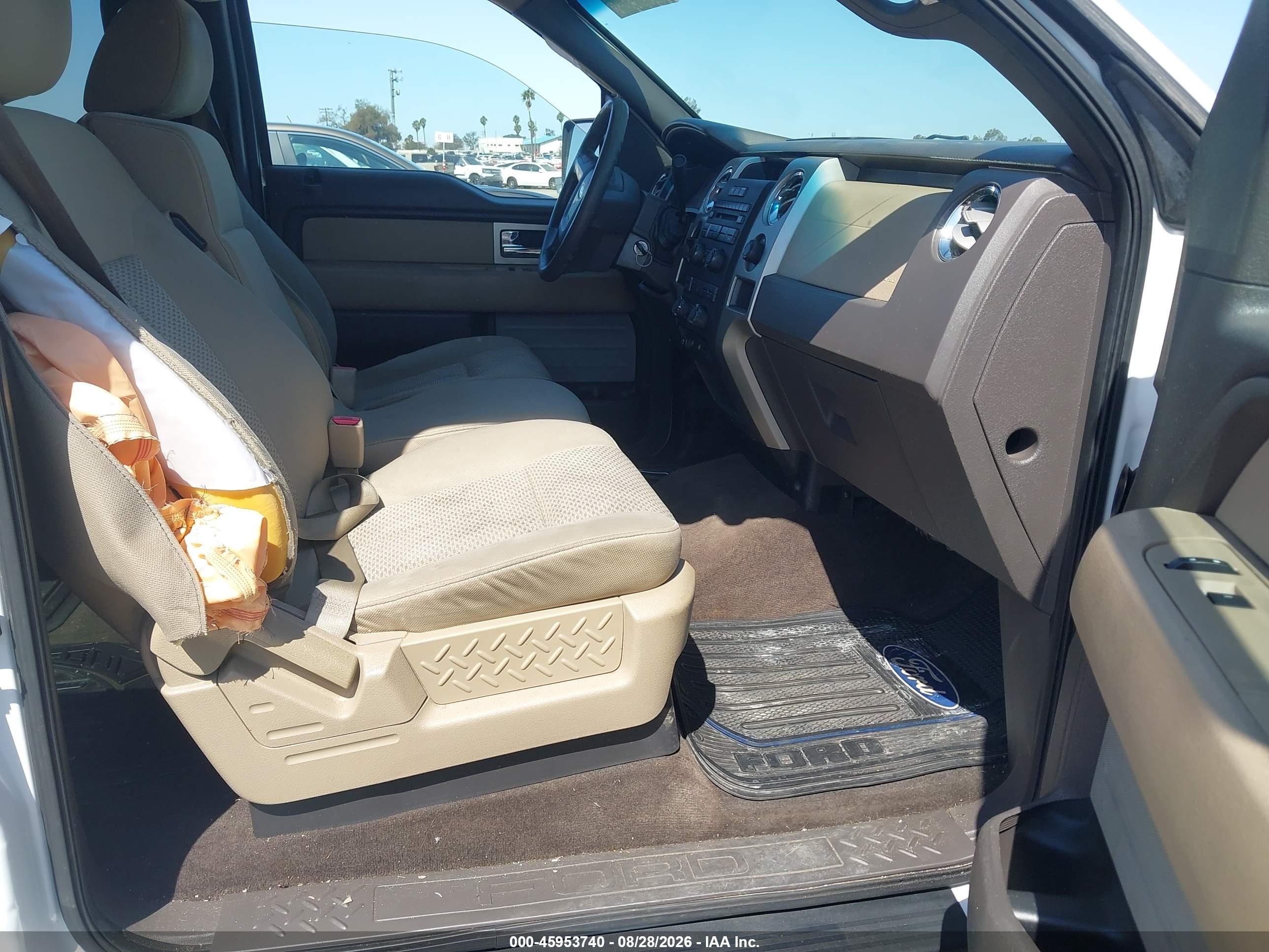 2010 Ford F-150 Xlt Белый vin: 1FTEW1C85AKA48692