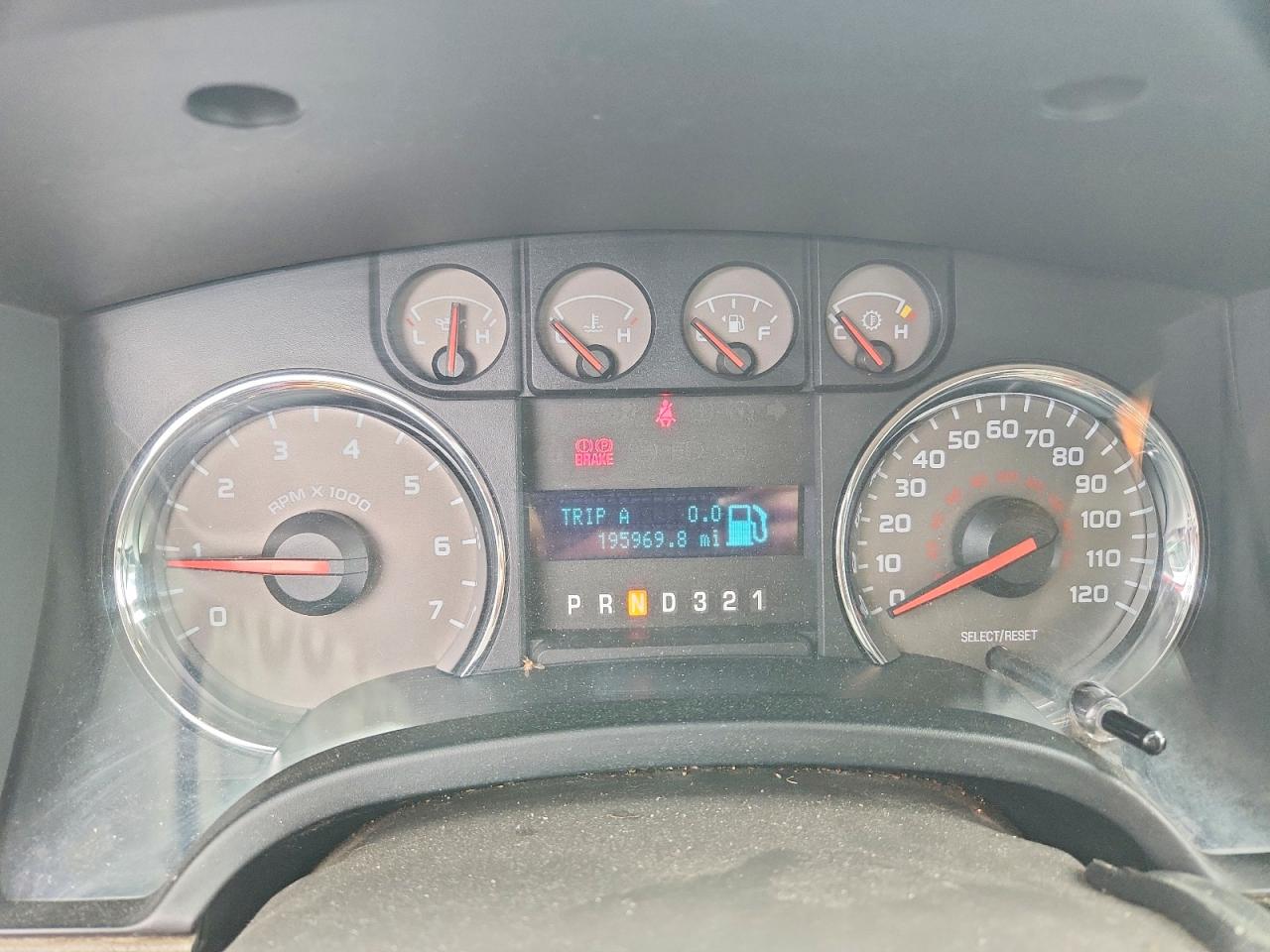 2010 Ford F150 Supercrew Red vin: 1FTEW1C85AKA75746