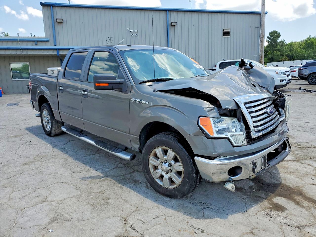 2010 Ford F150 Supercrew Silver vin: 1FTEW1C88AFB14385