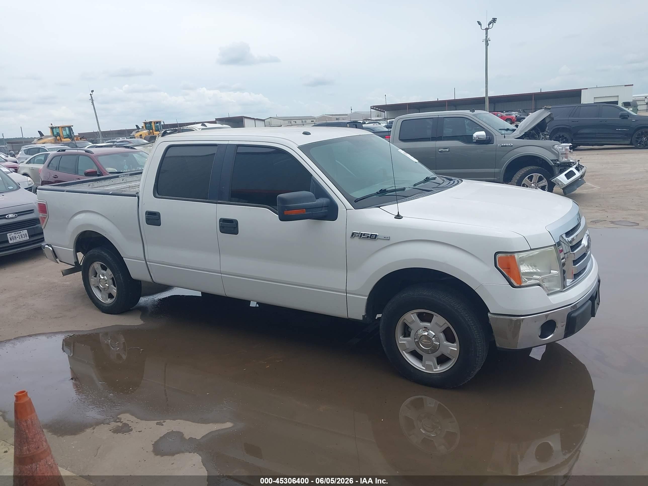 2010 Ford F-150 Fx2 Sport/xl/xlt White vin: 1FTEW1C88AFD91084