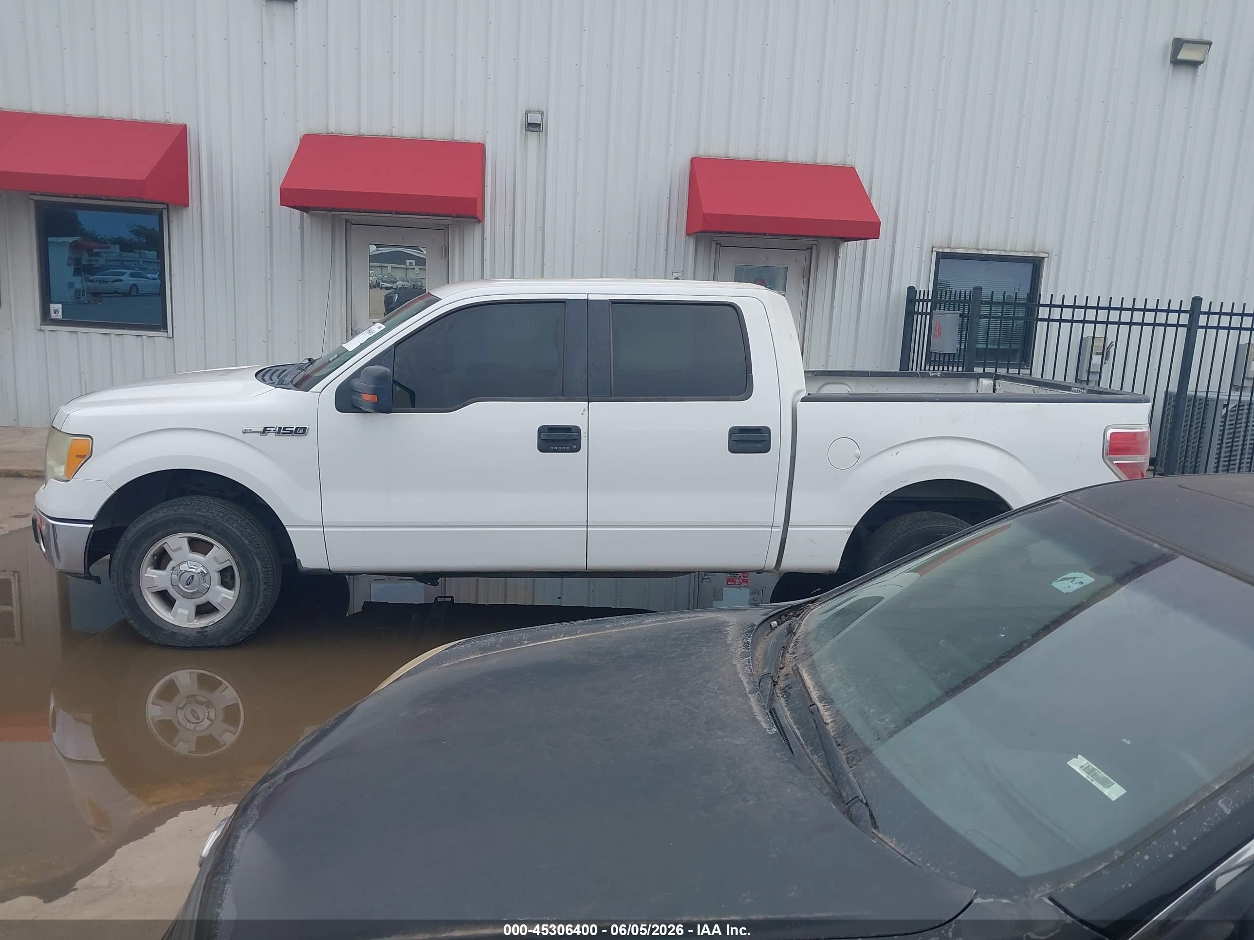 2010 Ford F-150 Fx2 Sport/xl/xlt White vin: 1FTEW1C88AFD91084
