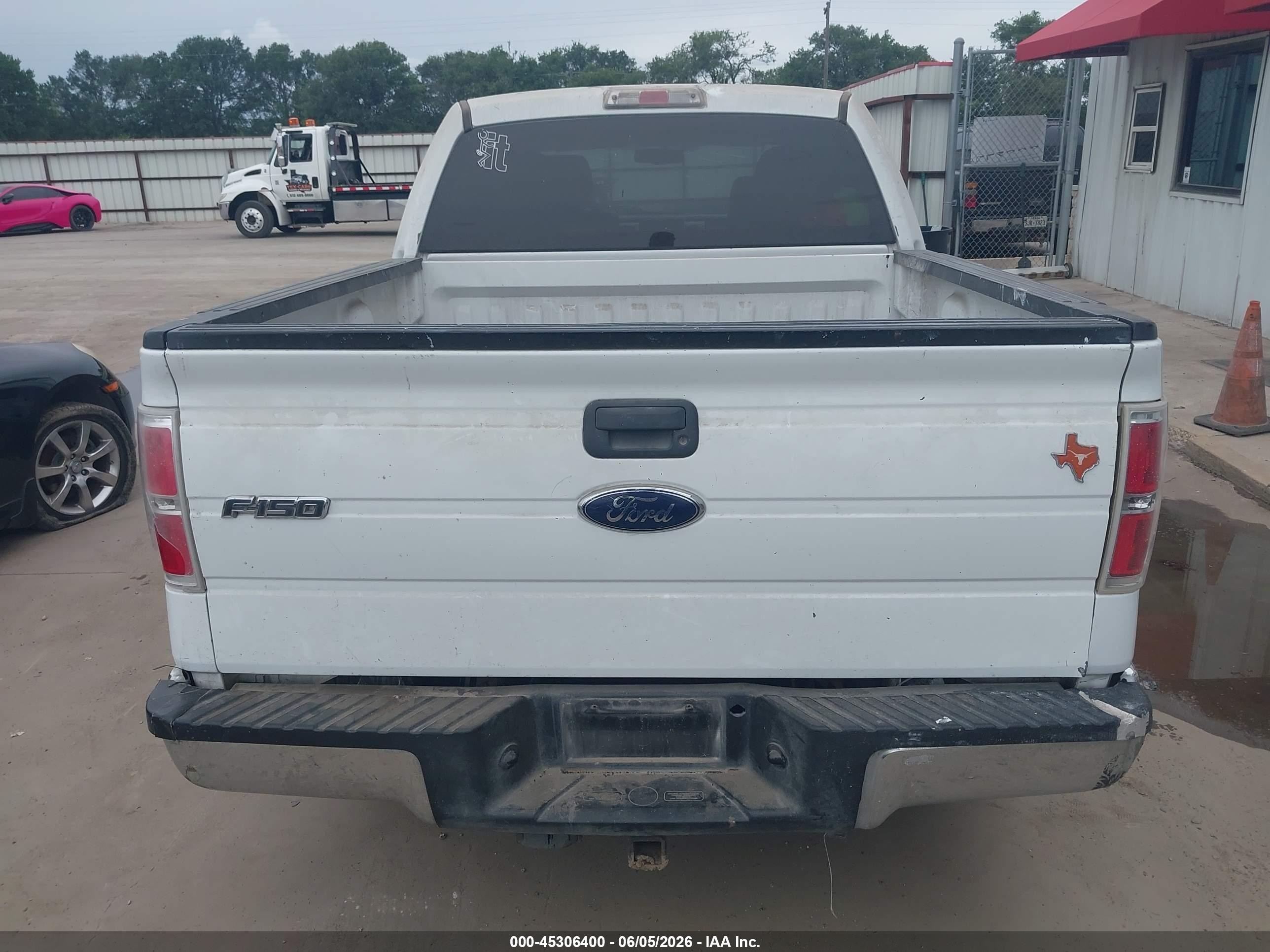 2010 Ford F-150 Fx2 Sport/xl/xlt White vin: 1FTEW1C88AFD91084