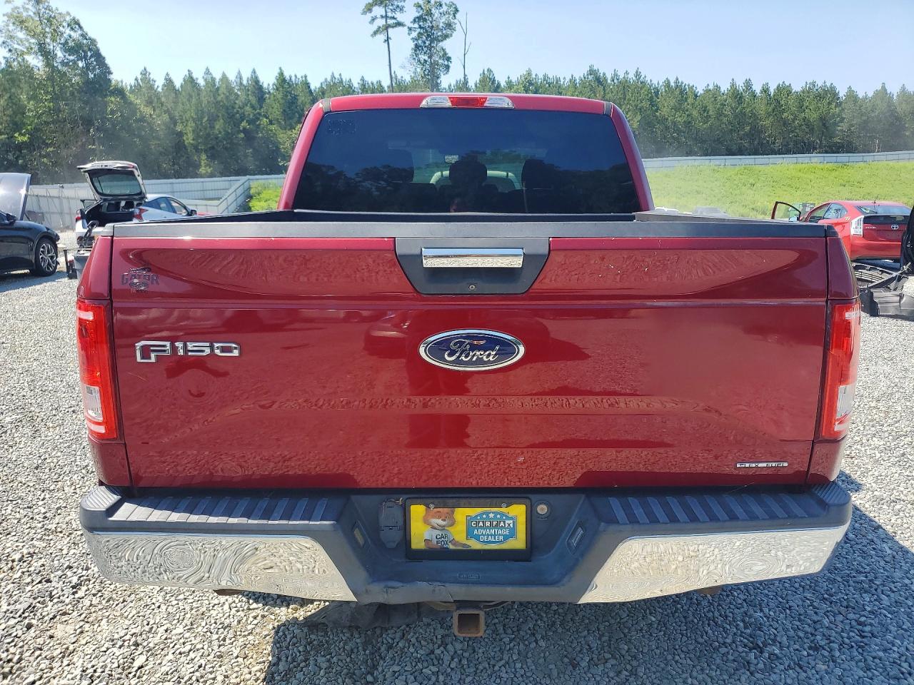 2015 Ford F150 Supercrew Red vin: 1FTEW1C8XFFC87557