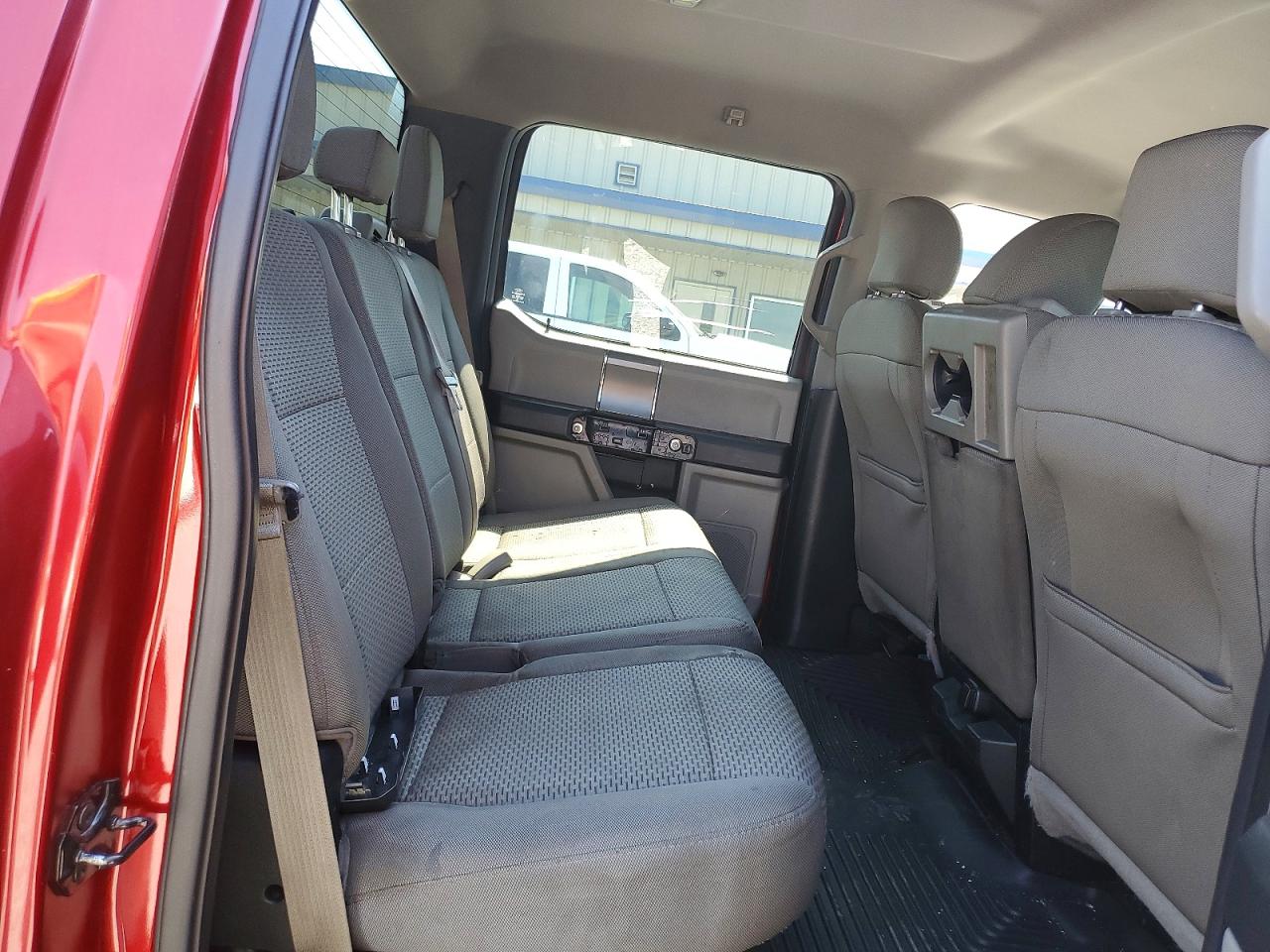 2015 Ford F150 Supercrew Red vin: 1FTEW1C8XFFC87557
