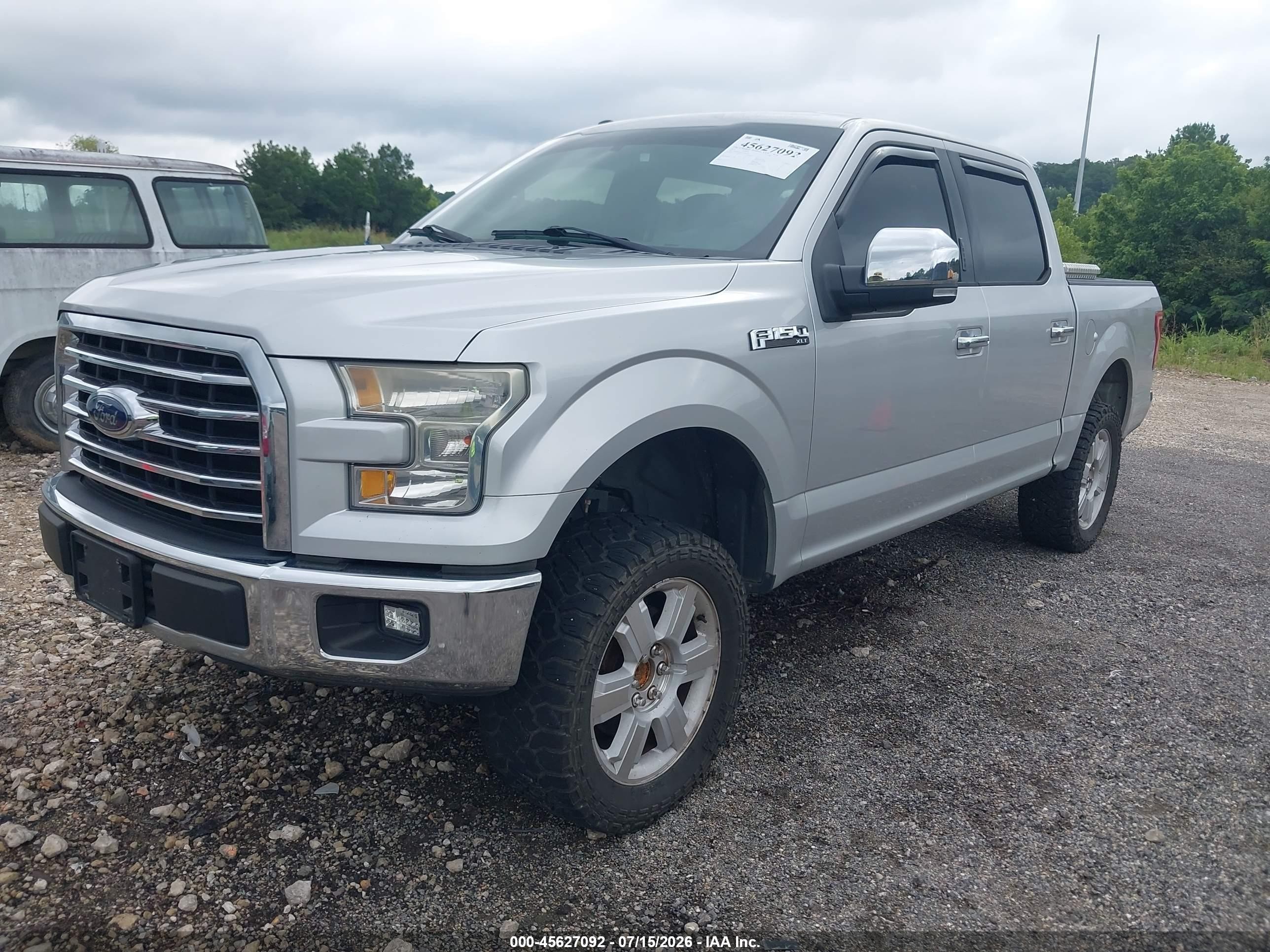 2015 Ford F-150 Xlt Silver vin: 1FTEW1C8XFFD02719