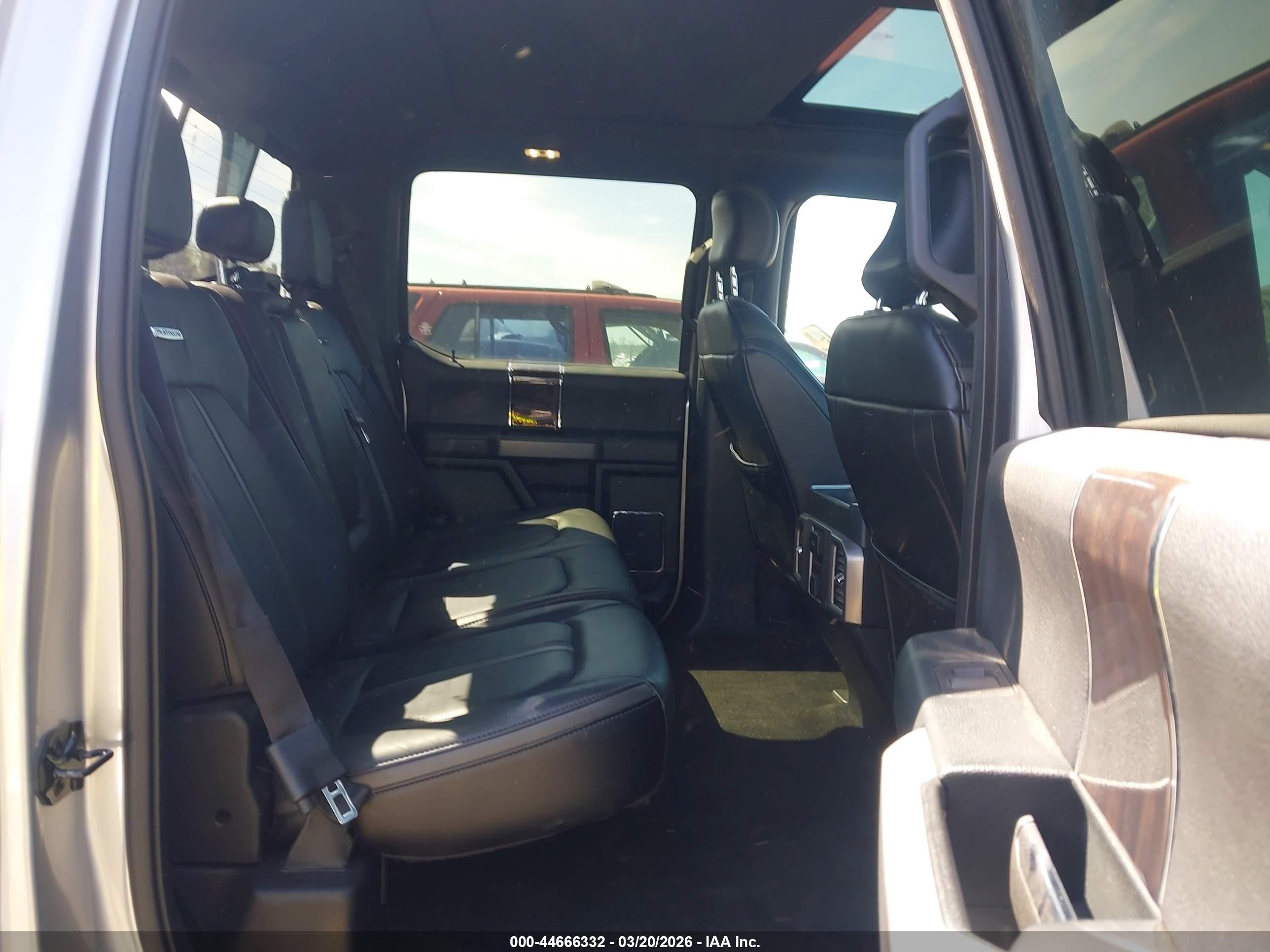 2015 Ford F-150 Platinum Silver vin: 1FTEW1CF1FFB11544