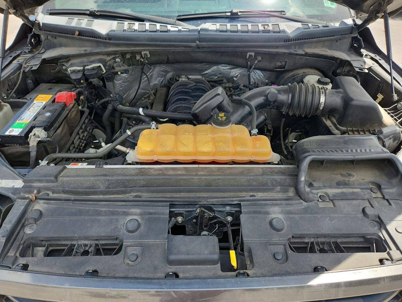 2015 Ford F150 Supercrew Угольный vin: 1FTEW1CF4FKD24012