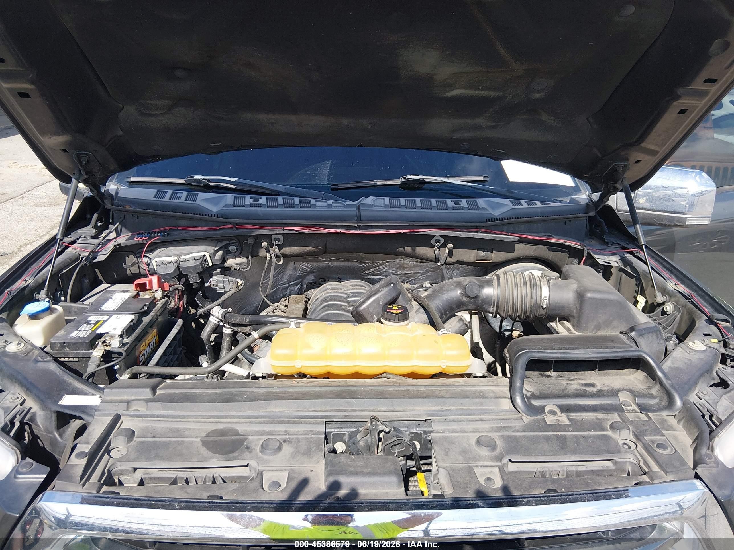 2015 Ford F-150 Xlt Серый vin: 1FTEW1CF4FKD32644