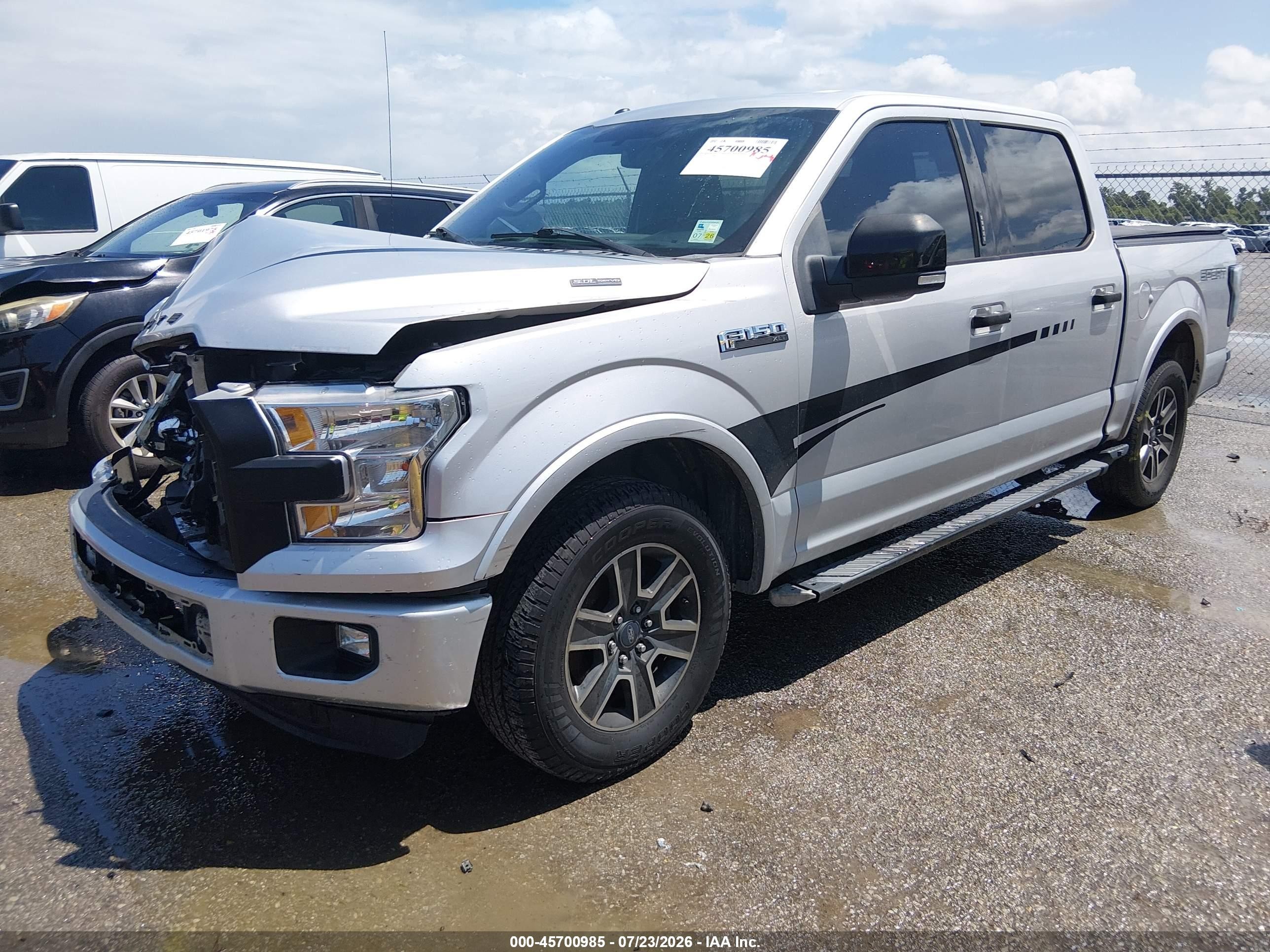 2015 Ford F-150 Xlt Silver vin: 1FTEW1CF4FKE07617