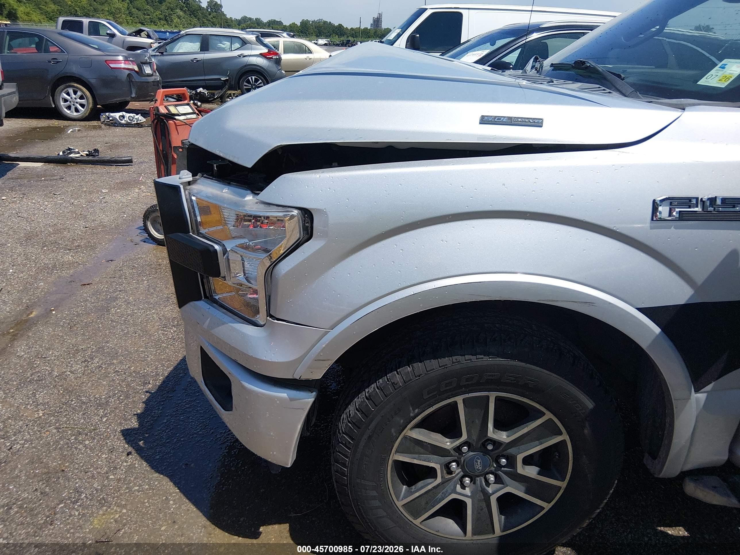2015 Ford F-150 Xlt Silver vin: 1FTEW1CF4FKE07617
