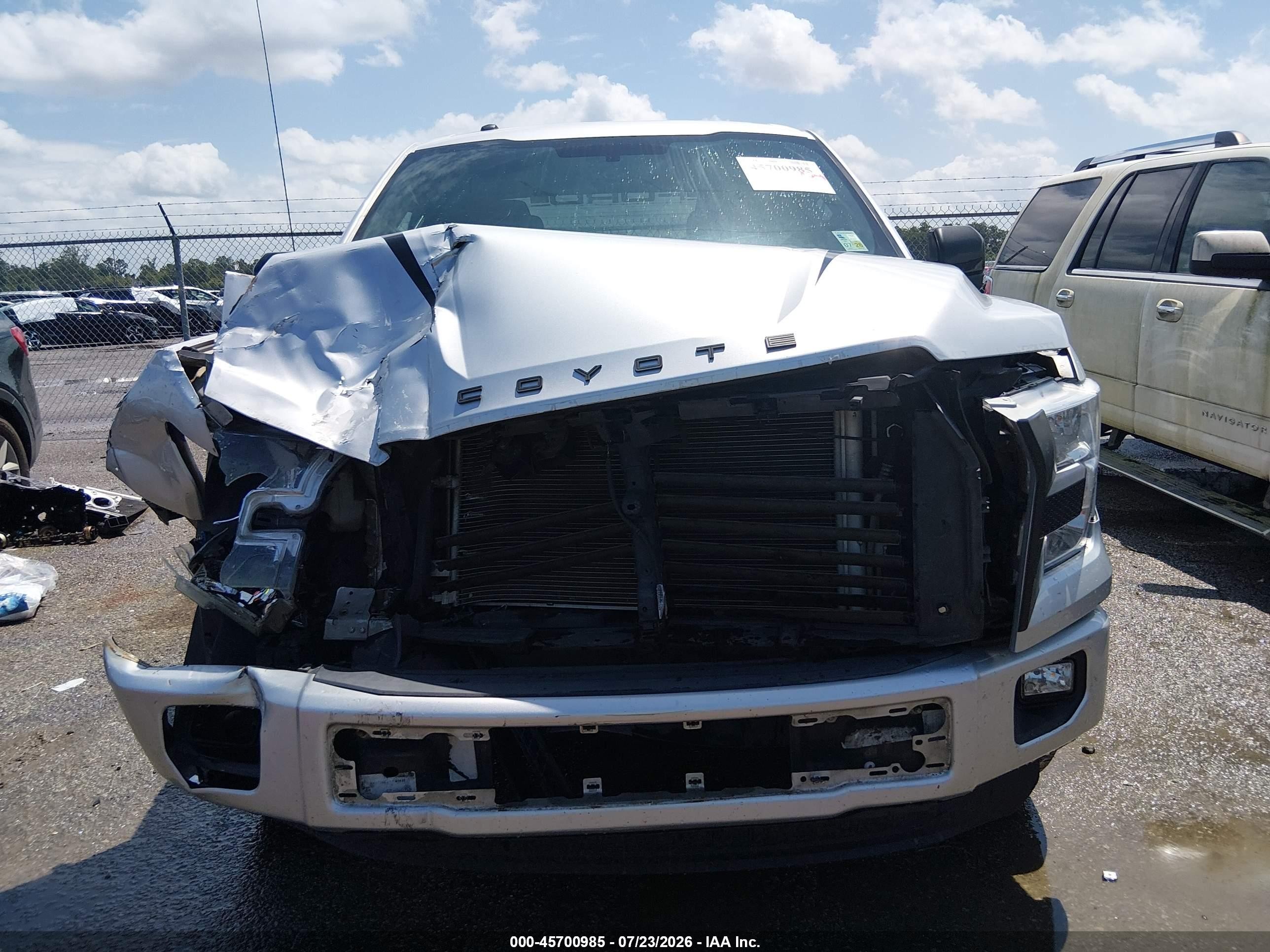 2015 Ford F-150 Xlt Silver vin: 1FTEW1CF4FKE07617