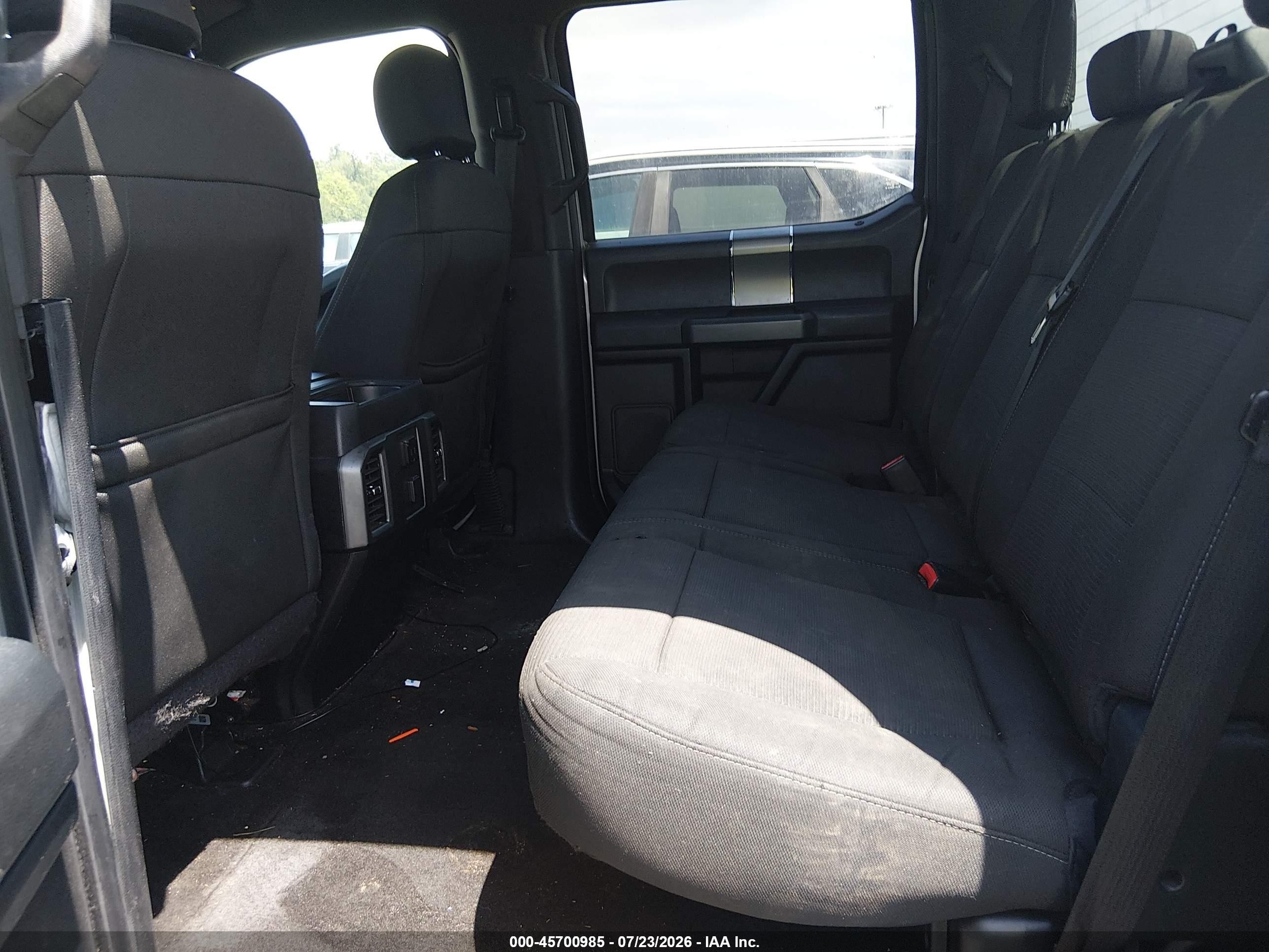 2015 Ford F-150 Xlt Silver vin: 1FTEW1CF4FKE07617