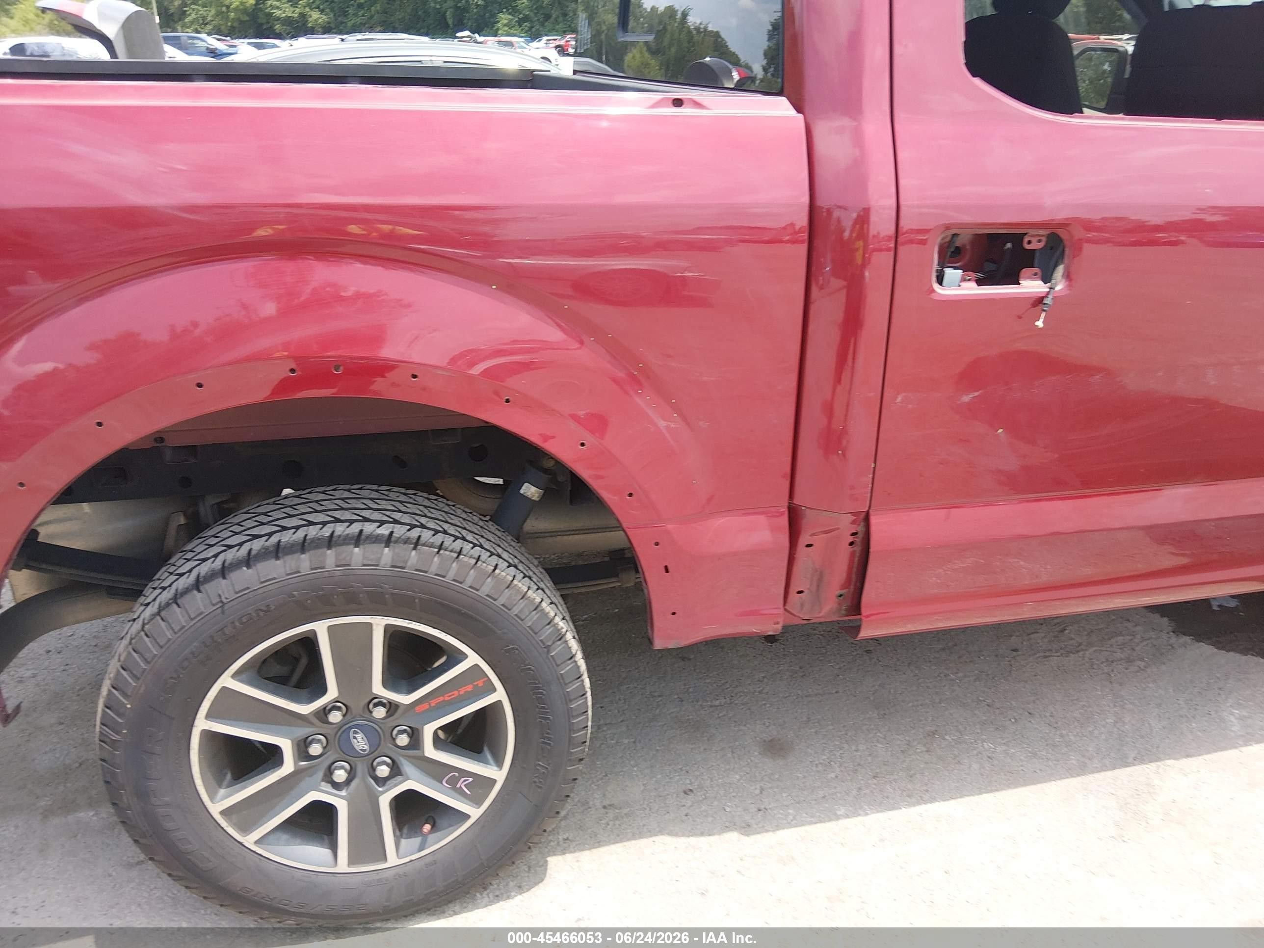 2015 Ford F-150 Xlt Red vin: 1FTEW1CF5FFB08744