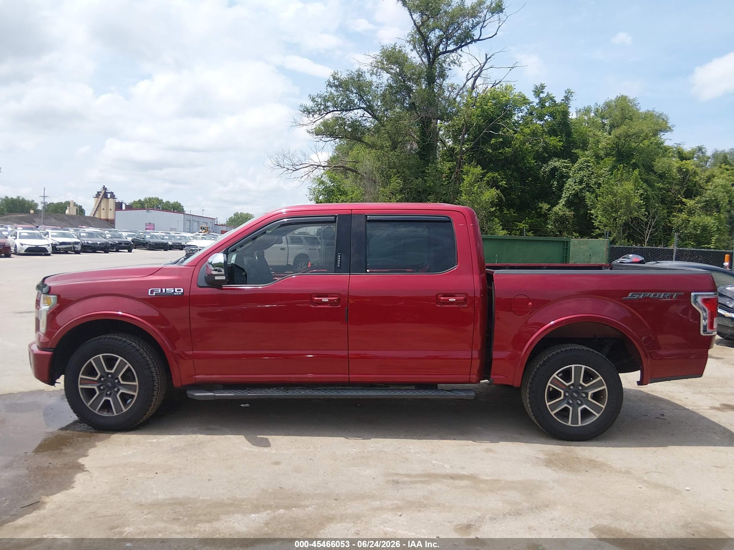 2015 Ford F-150 Xlt Red vin: 1FTEW1CF5FFB08744